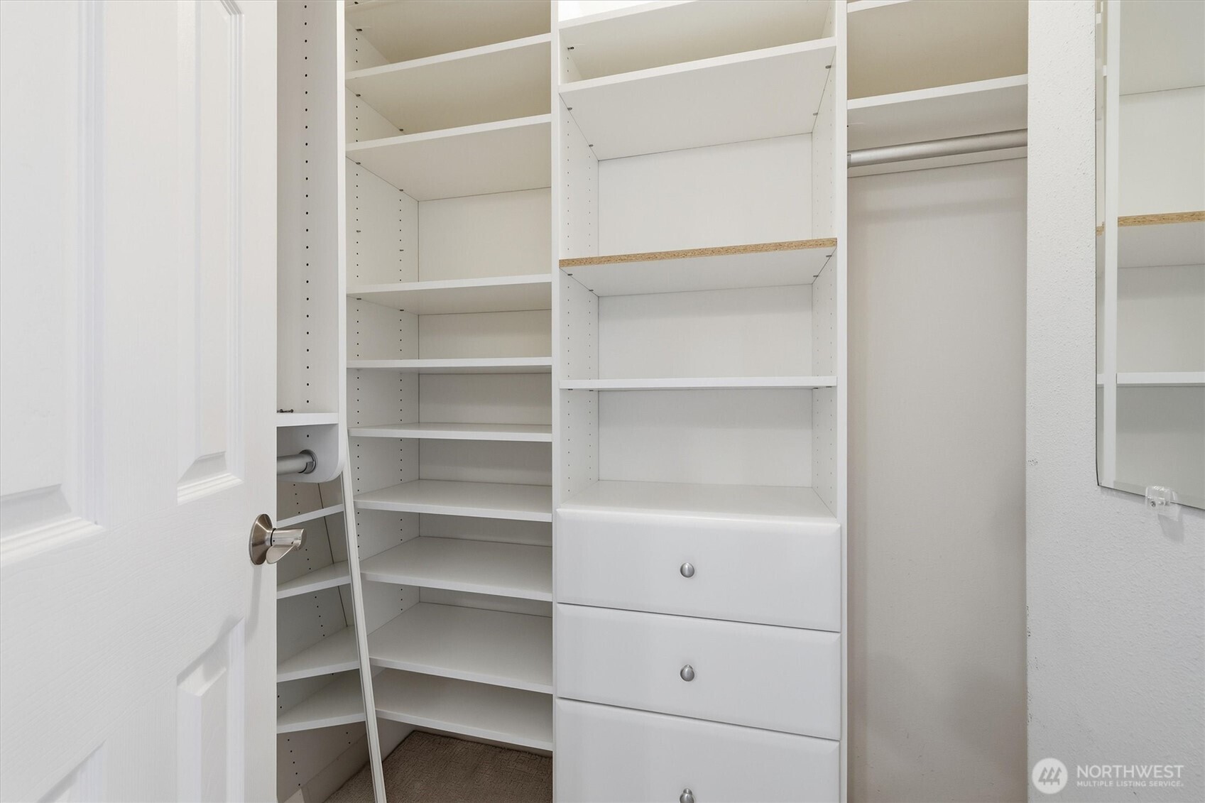 property viewer photo 21