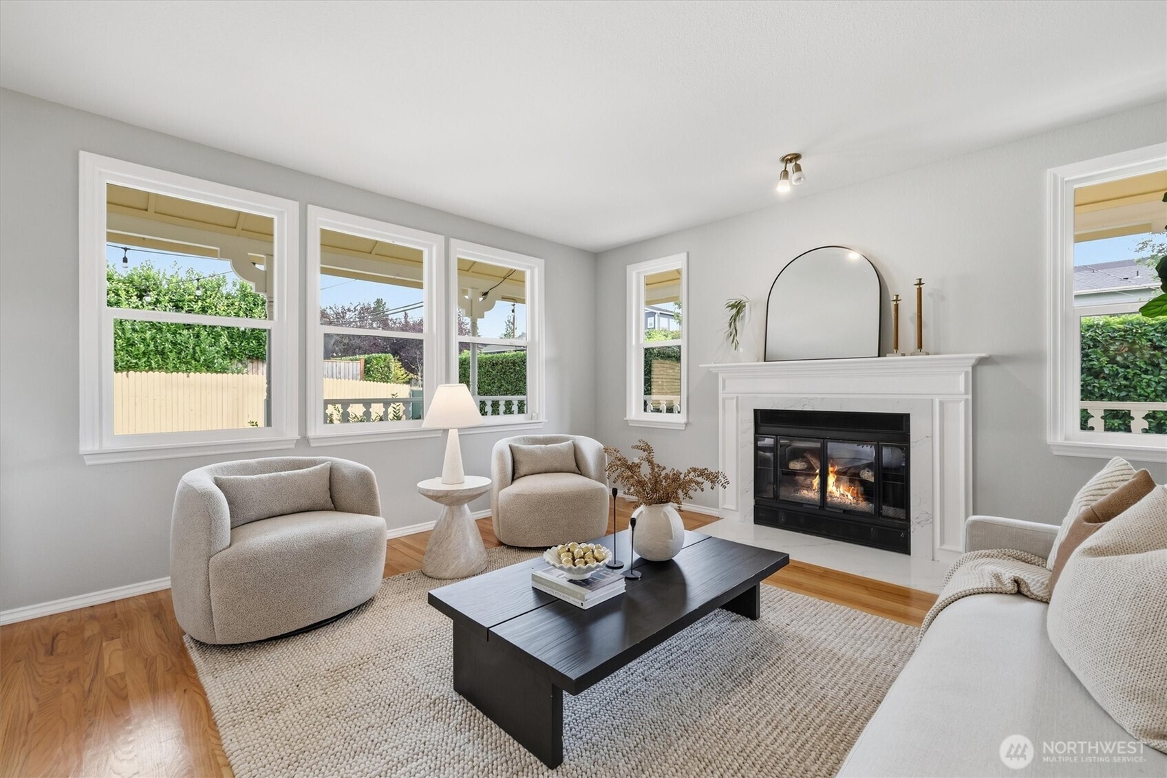 property viewer photo 5