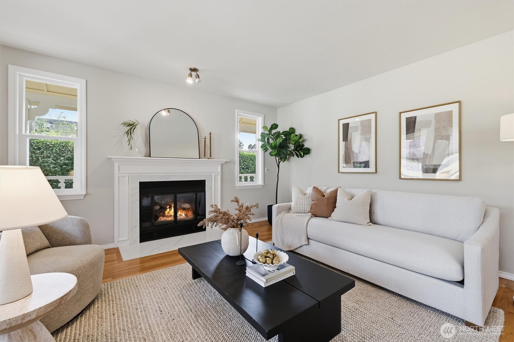 property viewer photo 6