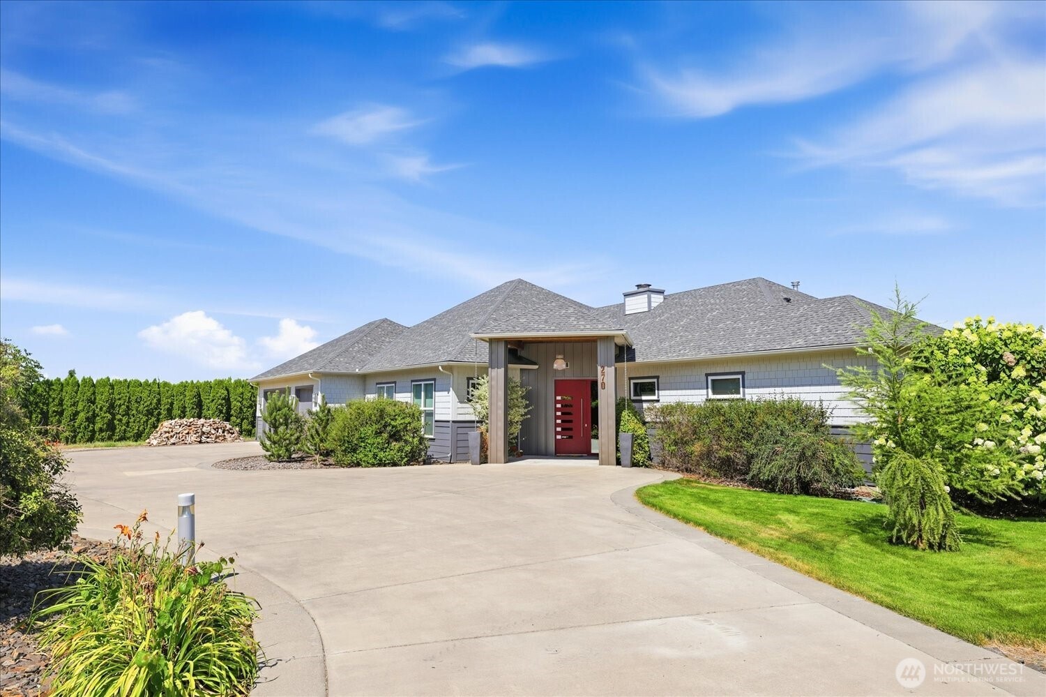 main property photo 0
