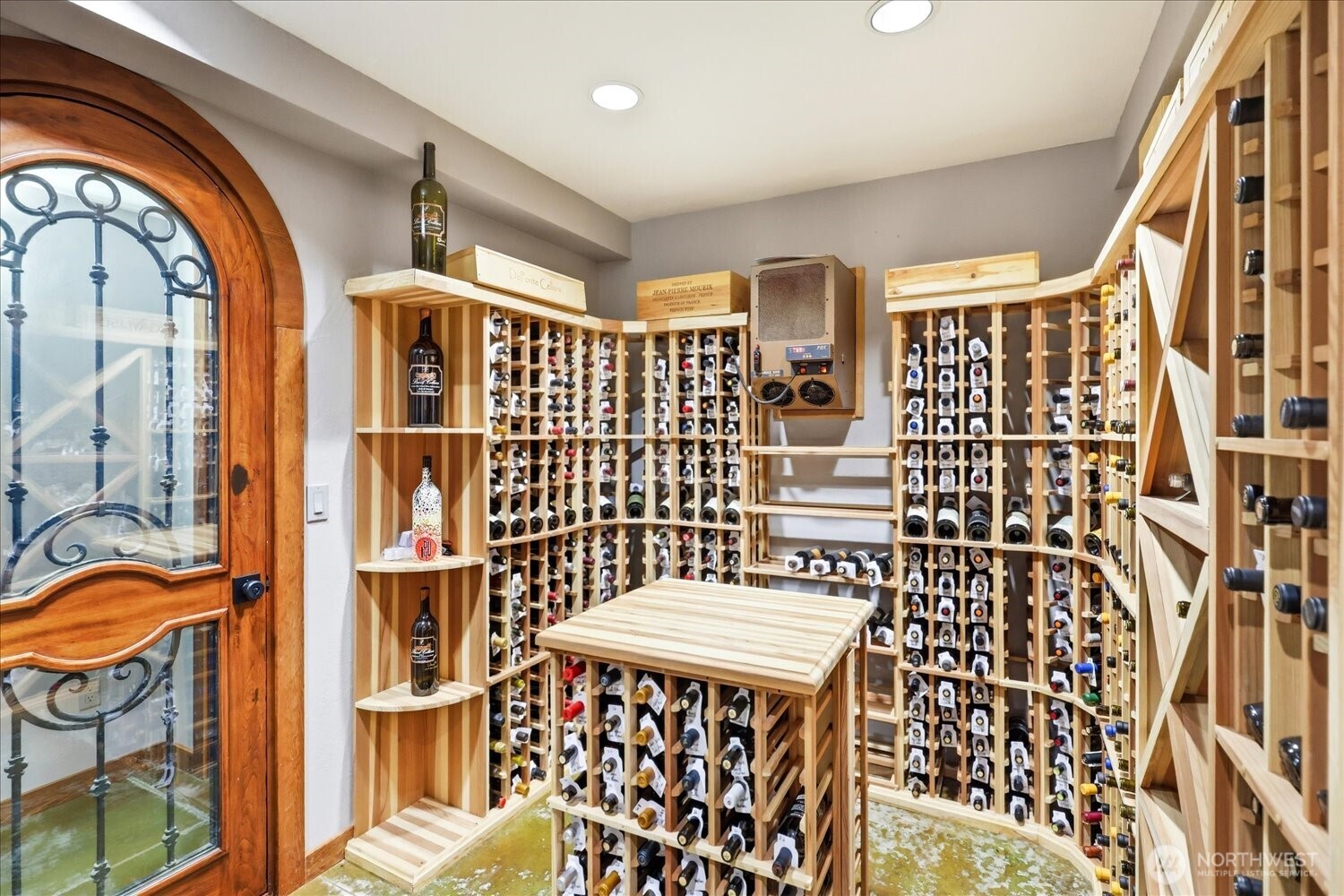 main property photo 38