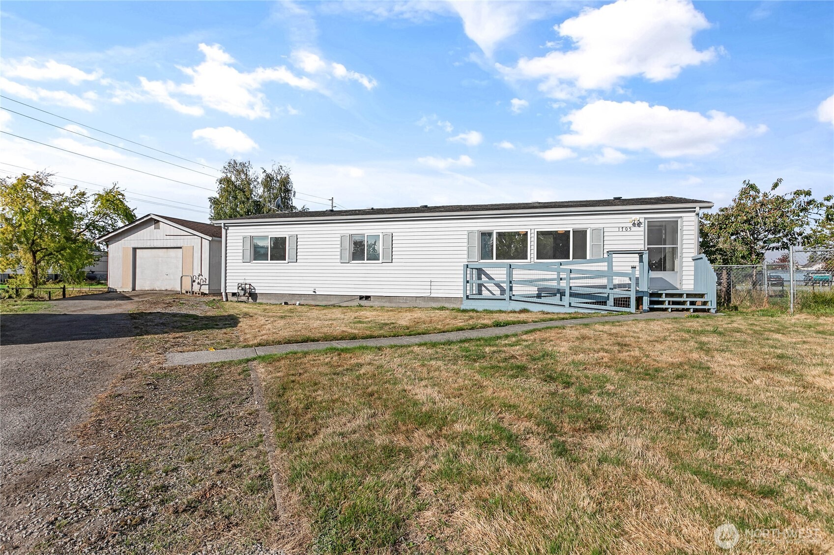 main property photo 0