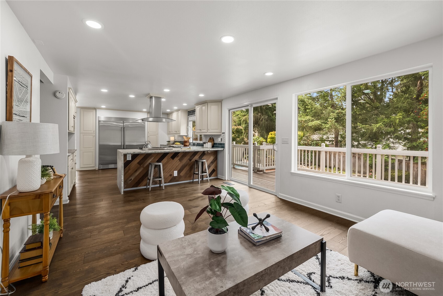 property viewer photo 13