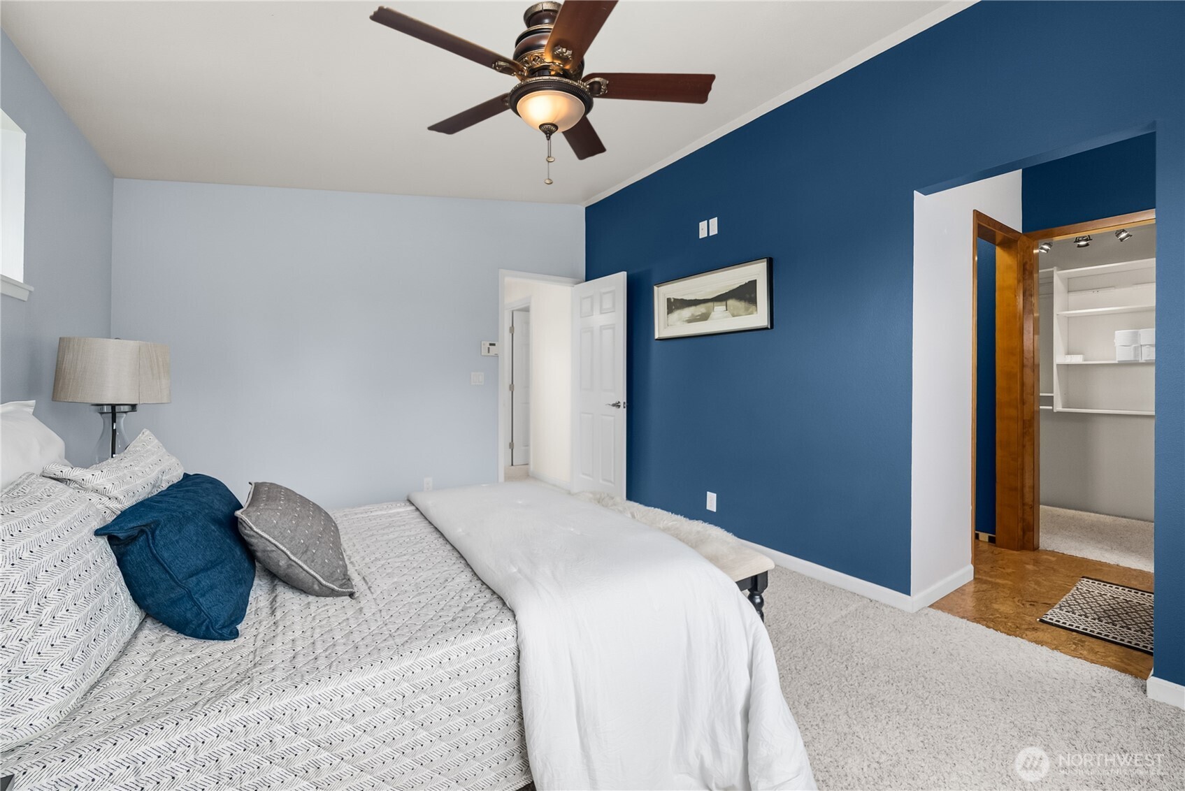 property viewer photo 18