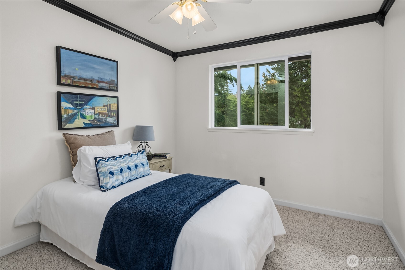 property viewer photo 22