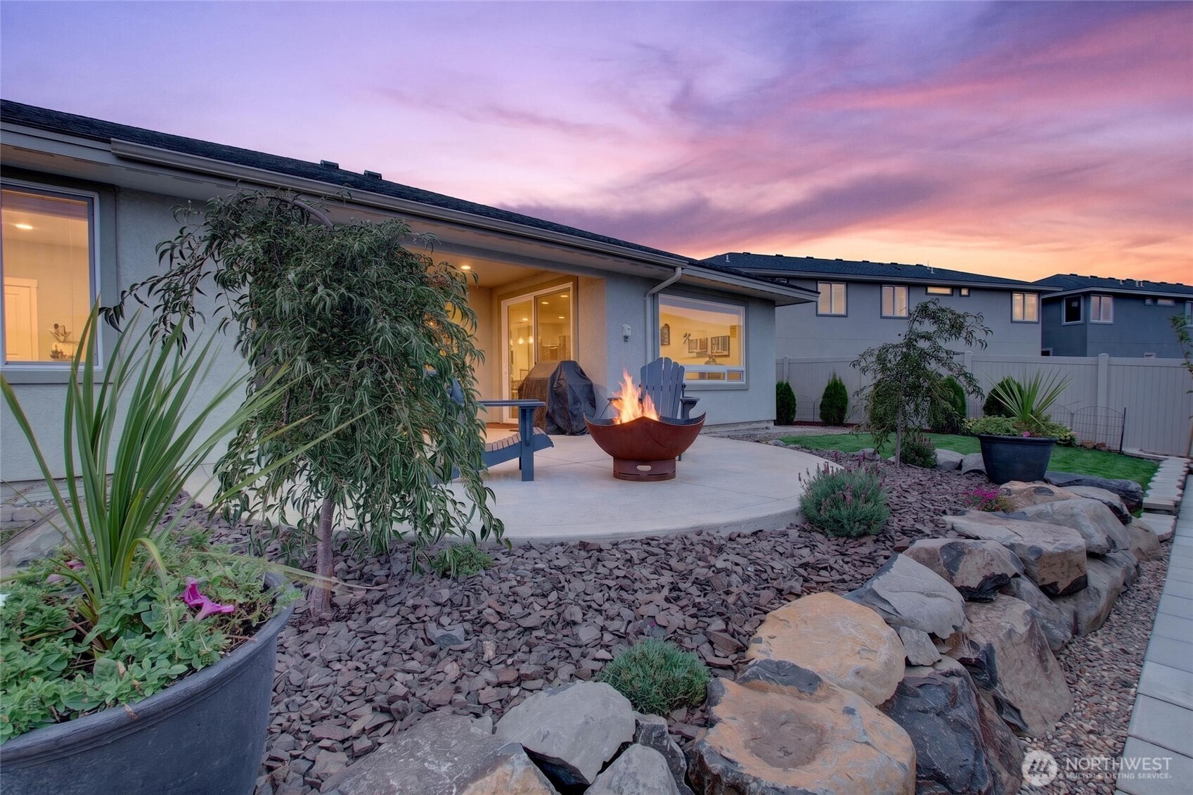 property viewer photo 1
