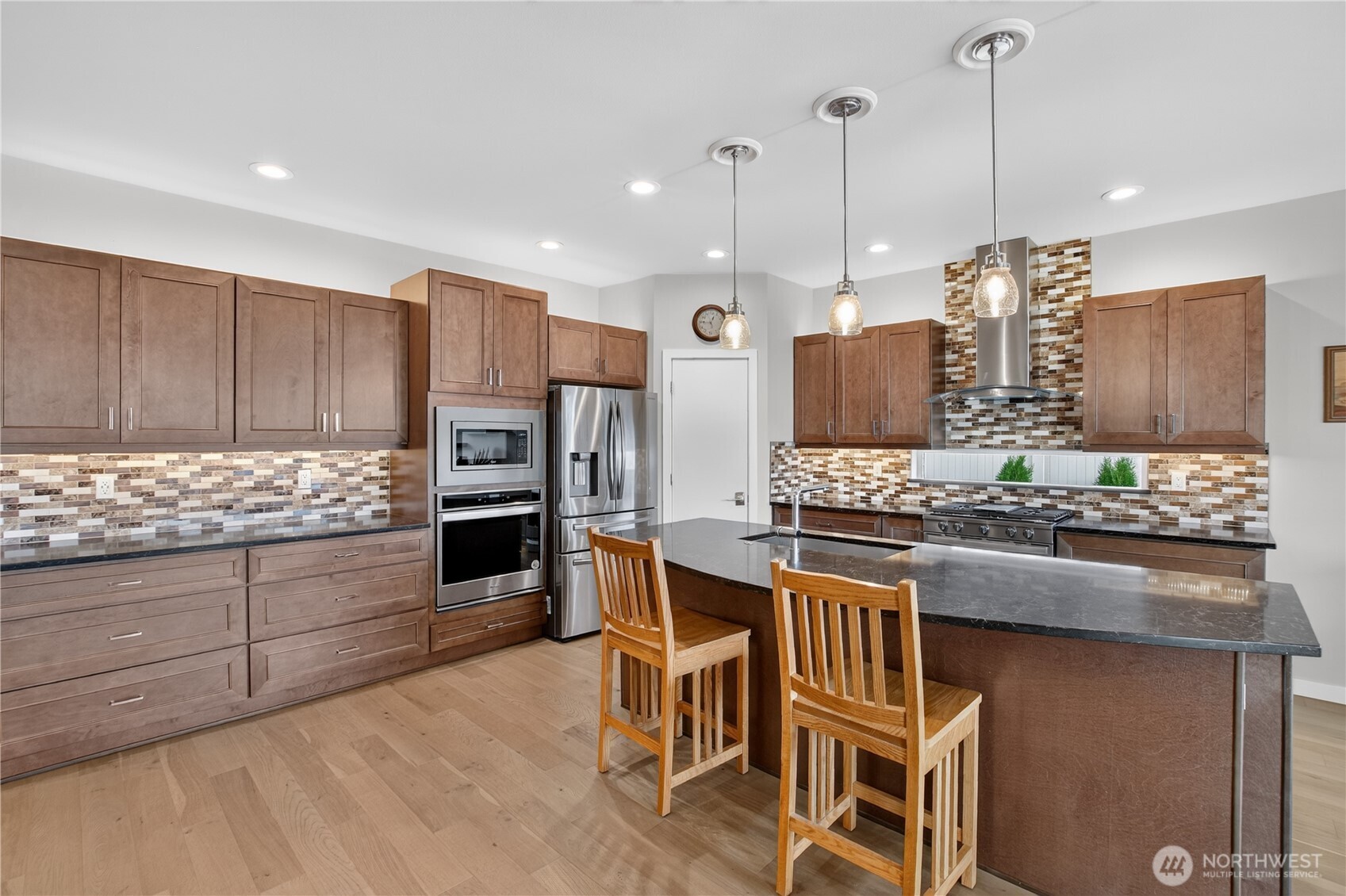 property viewer photo 11