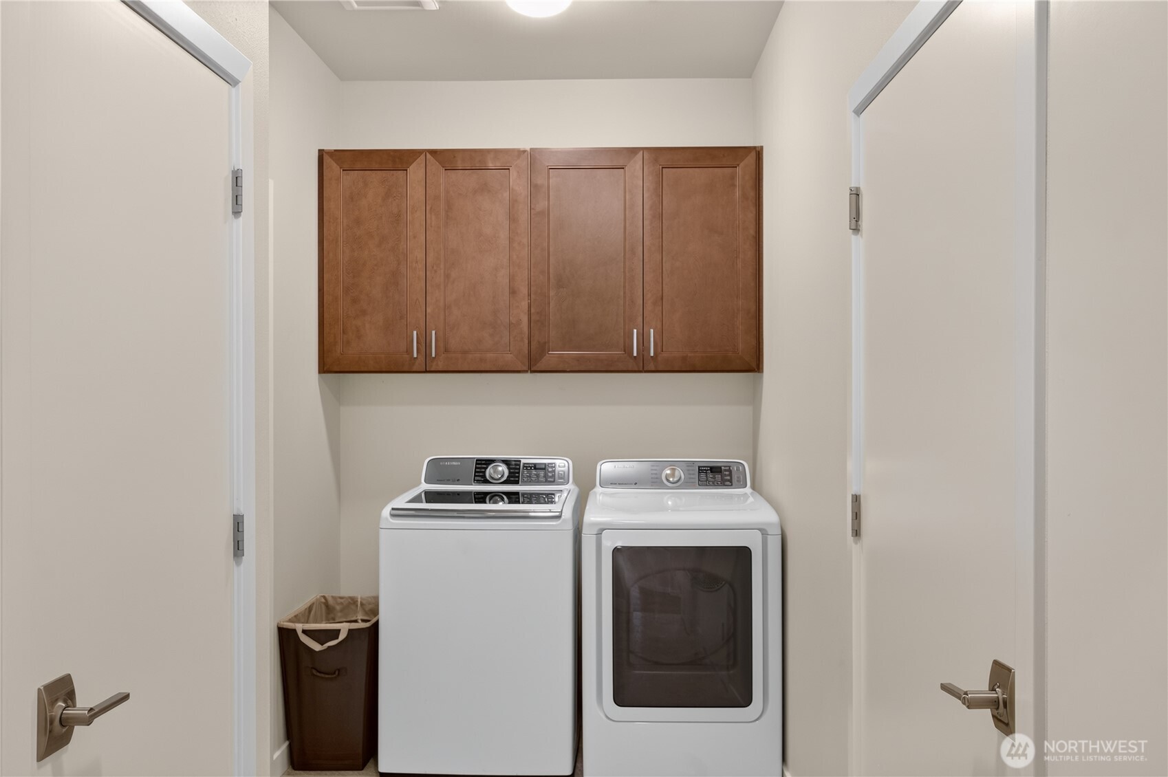 property viewer photo 19