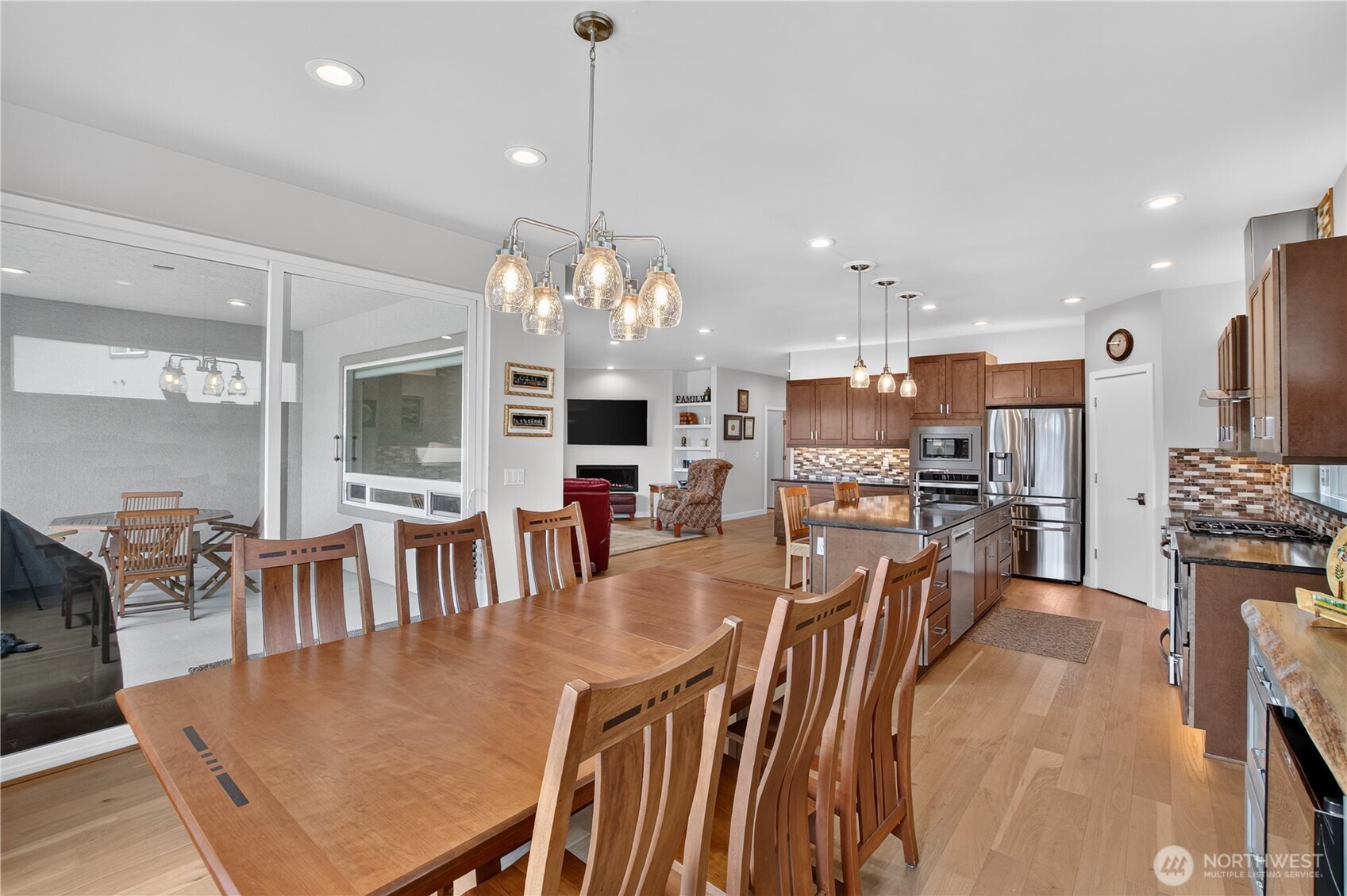 property viewer photo 21