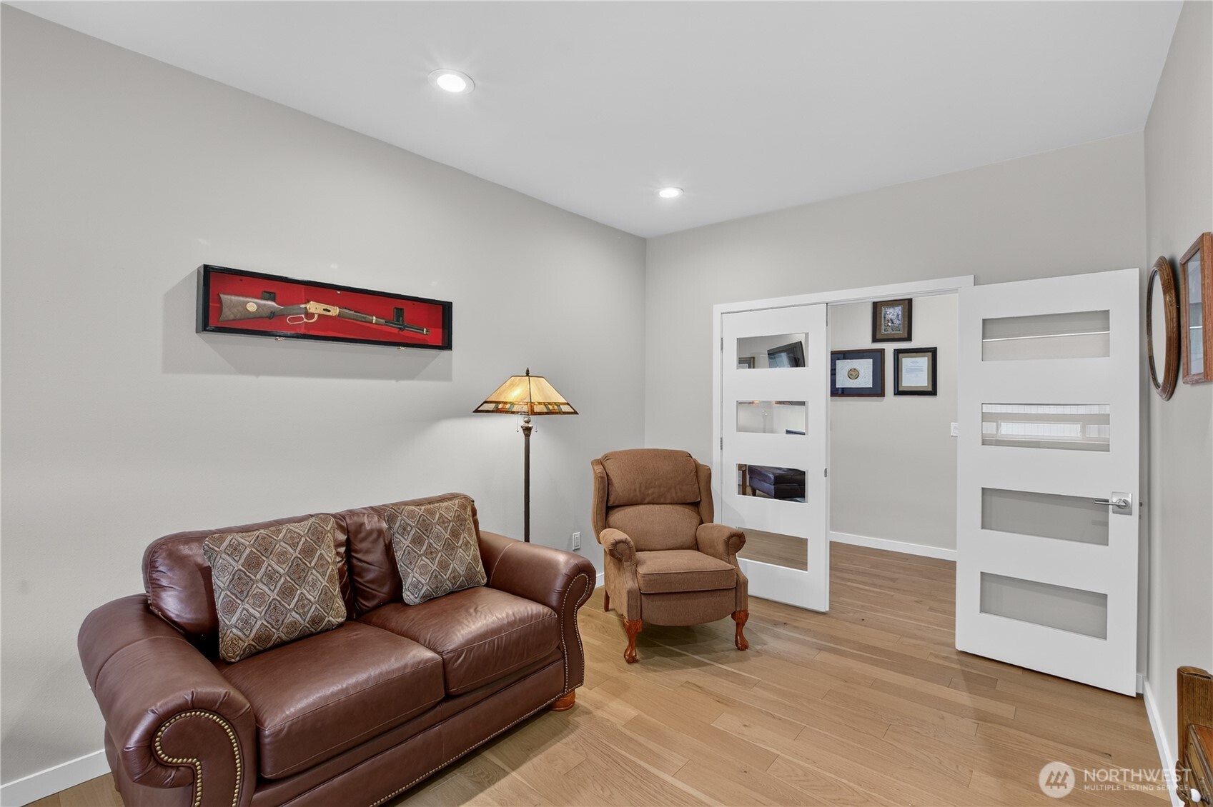 property viewer photo 8