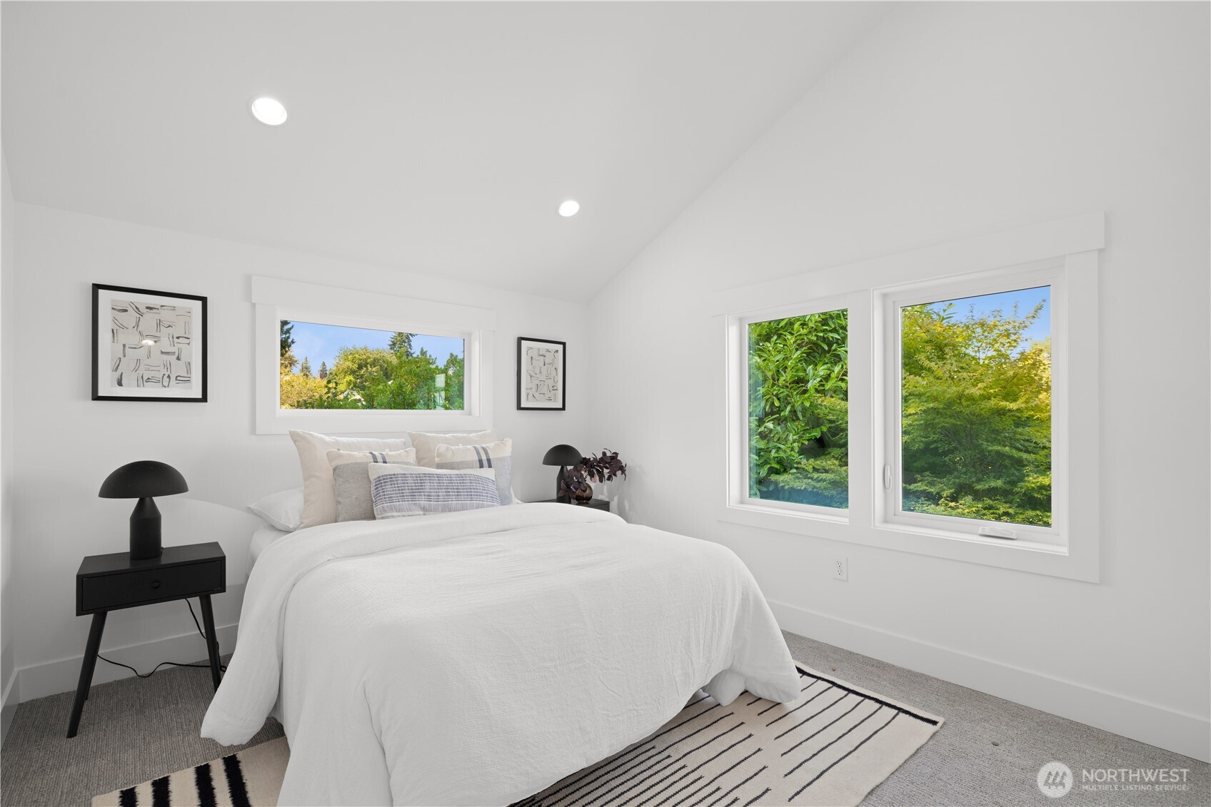 property viewer photo 17