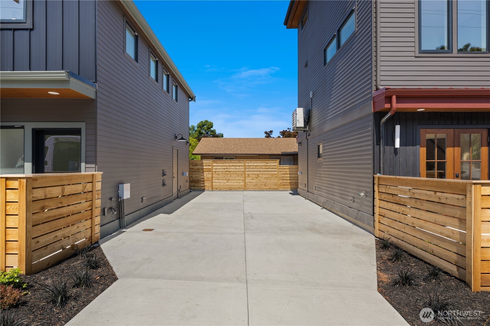 property viewer photo 21