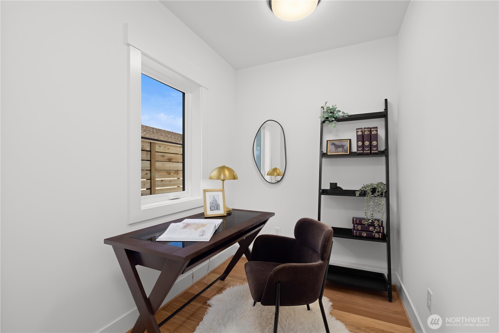 property viewer photo 9