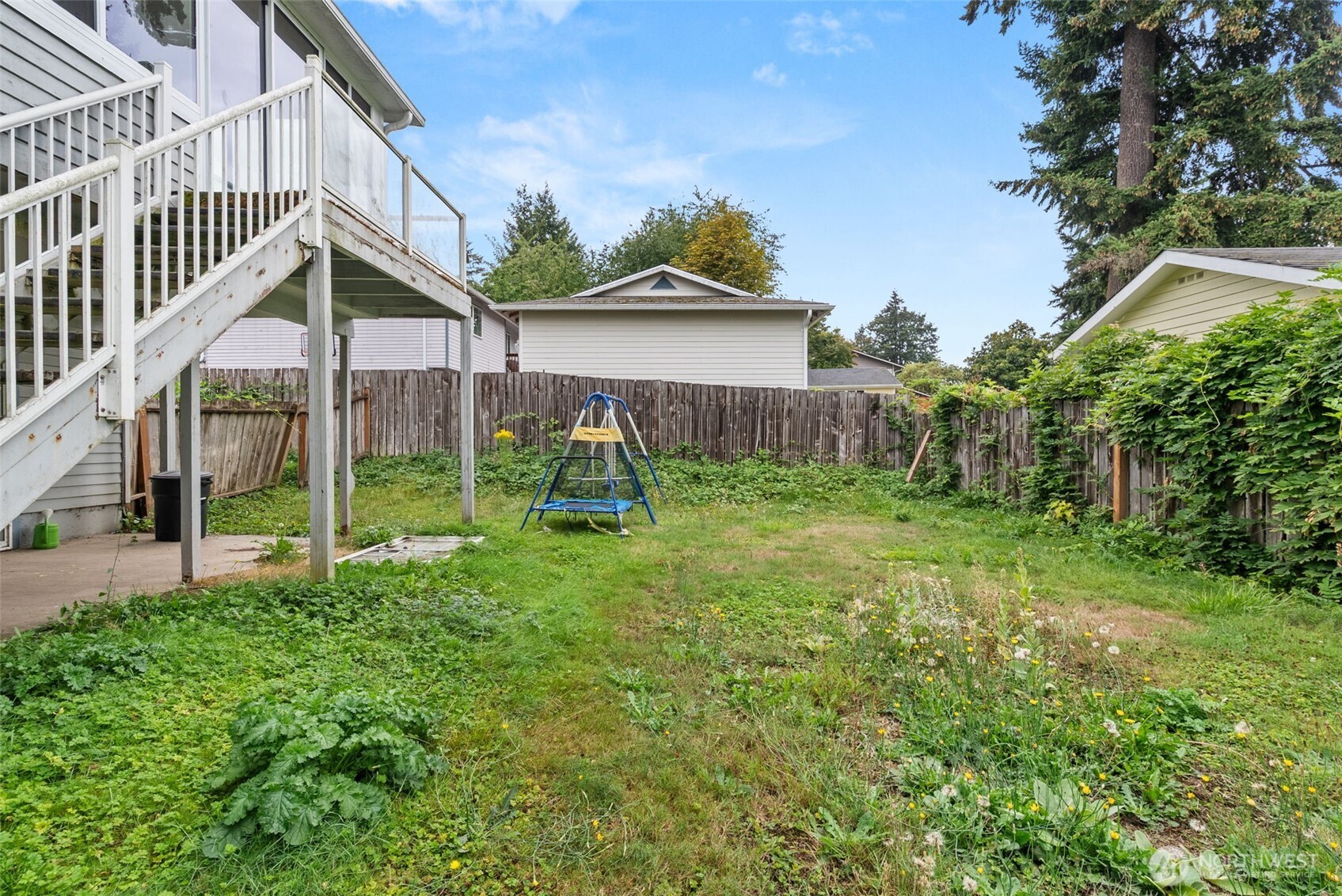 property viewer photo 18