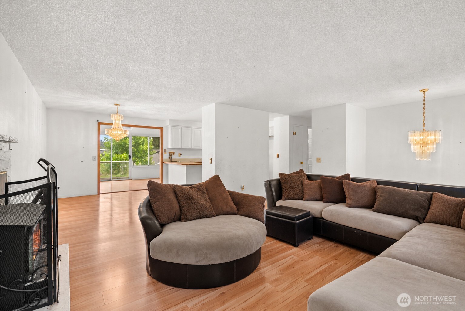 property viewer photo 2
