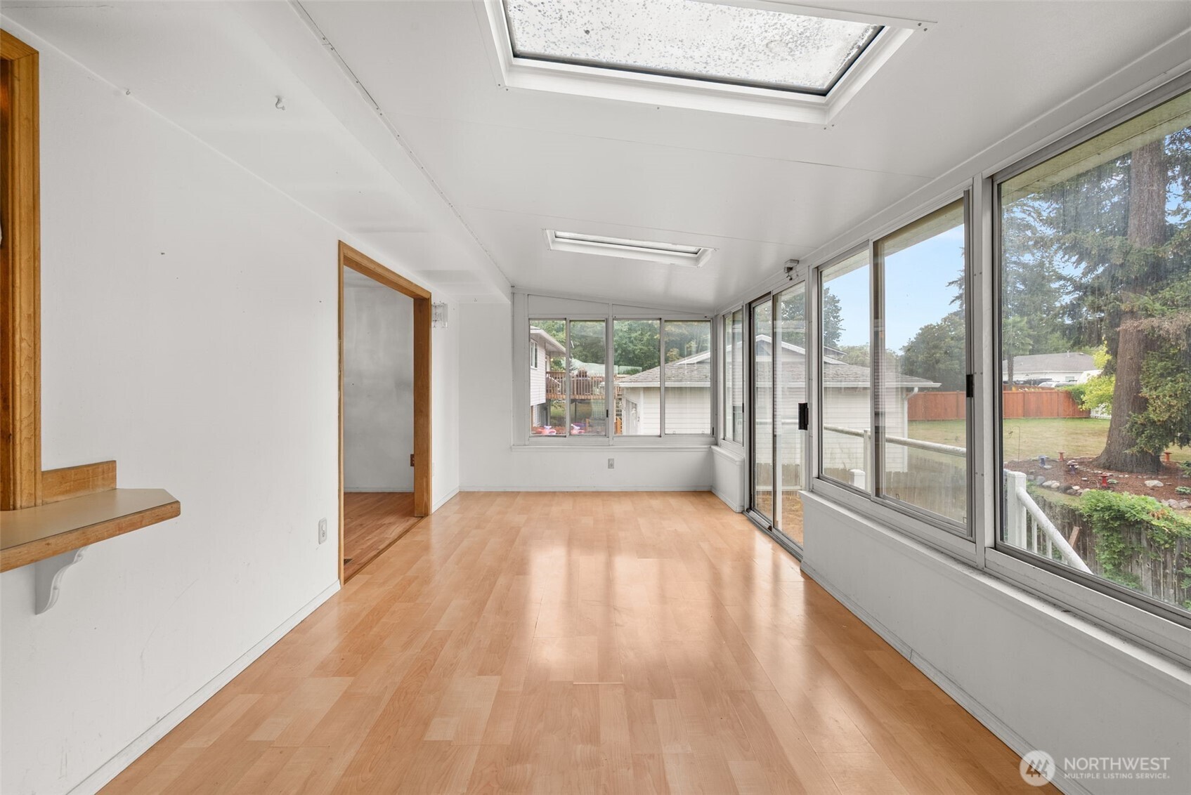 property viewer photo 6