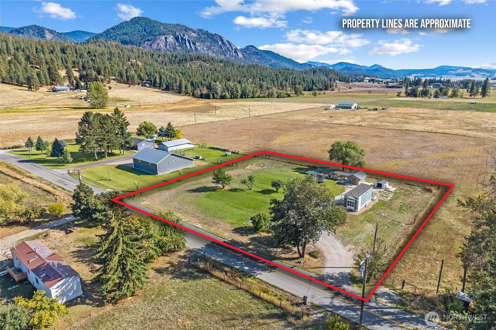 main property photo 10