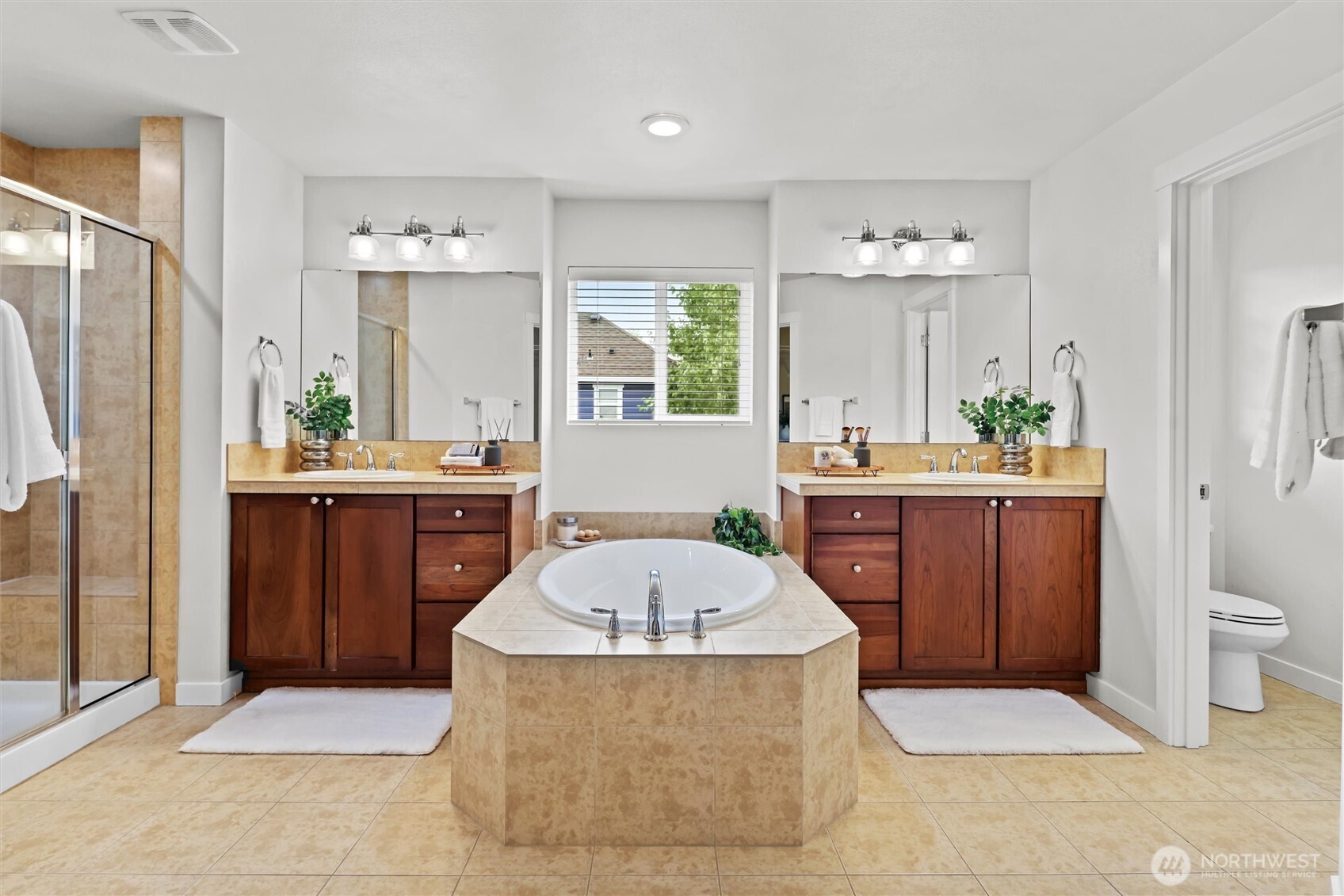 property viewer photo 16