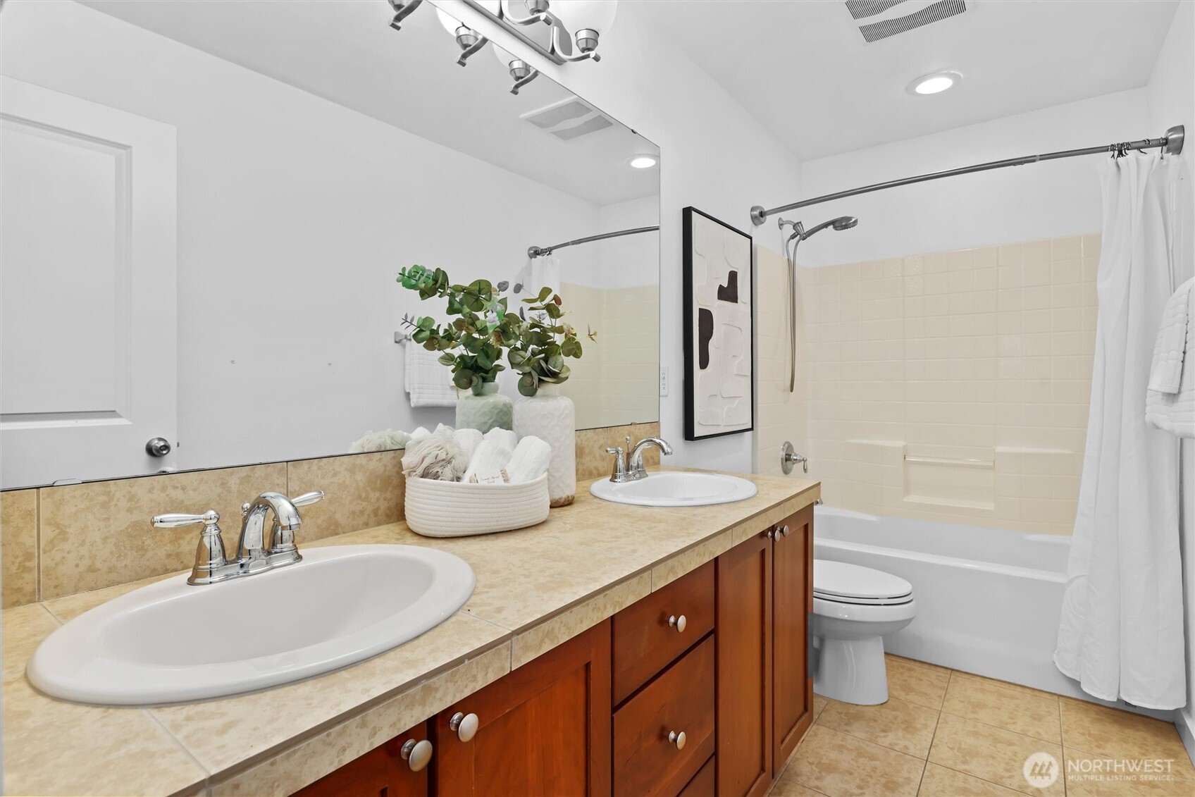 property viewer photo 22