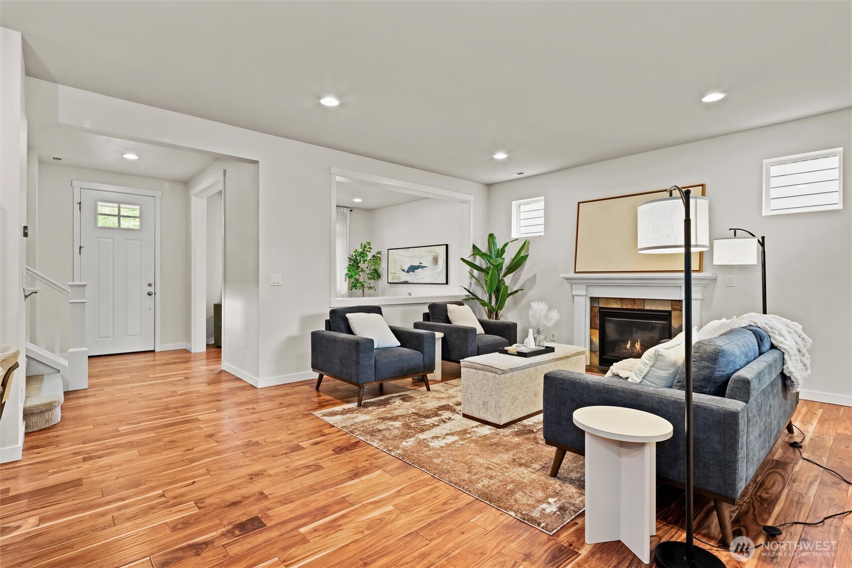 property viewer photo 5