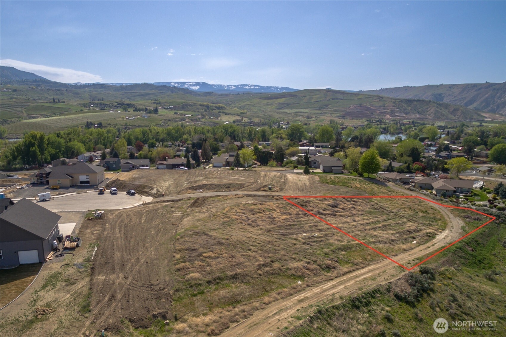 main property photo 0