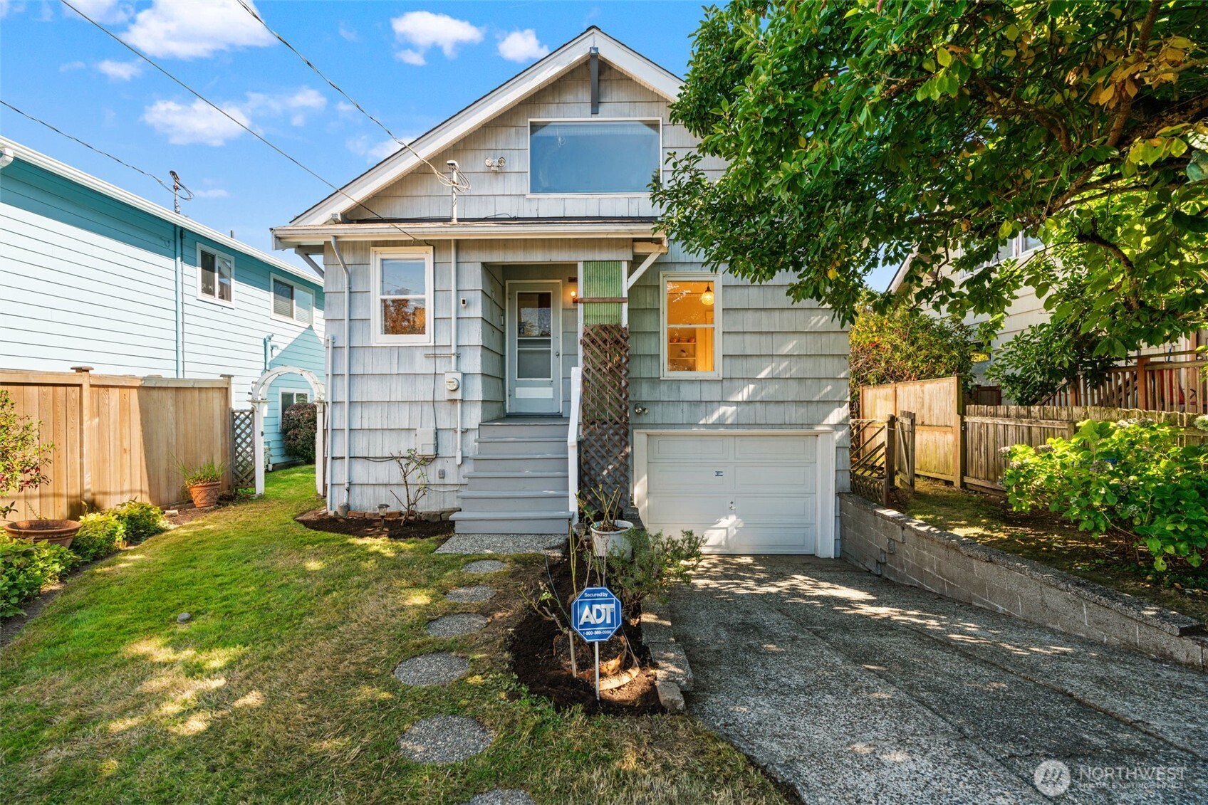 property viewer photo 25