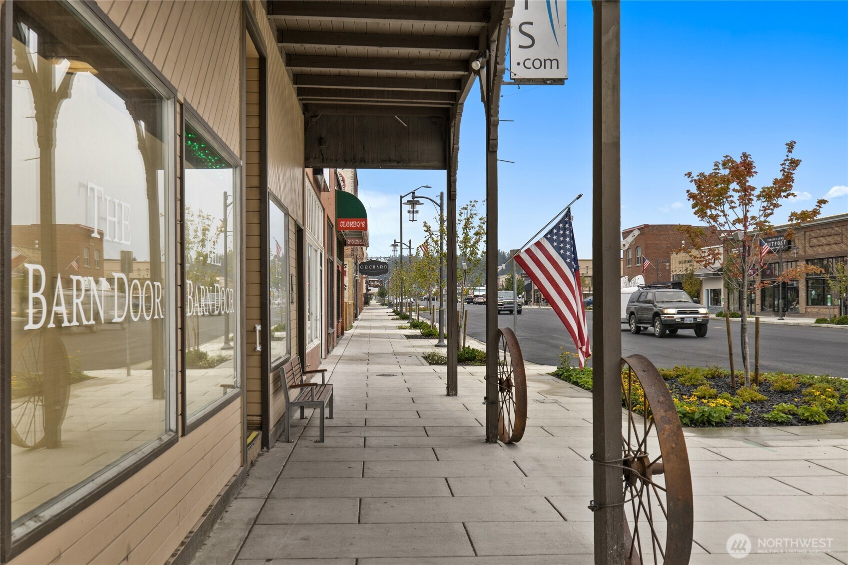 main property photo 5