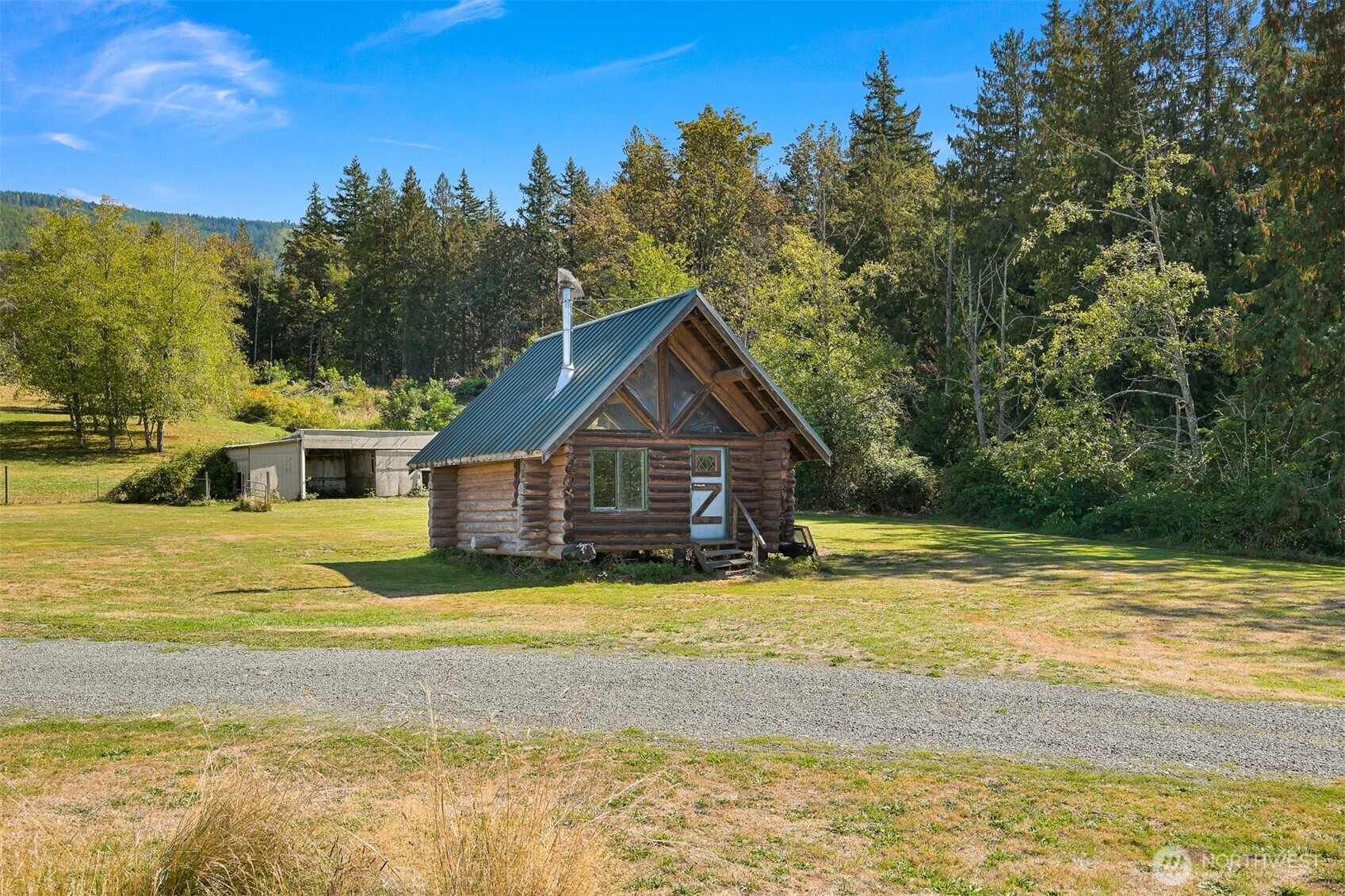 main property photo 33