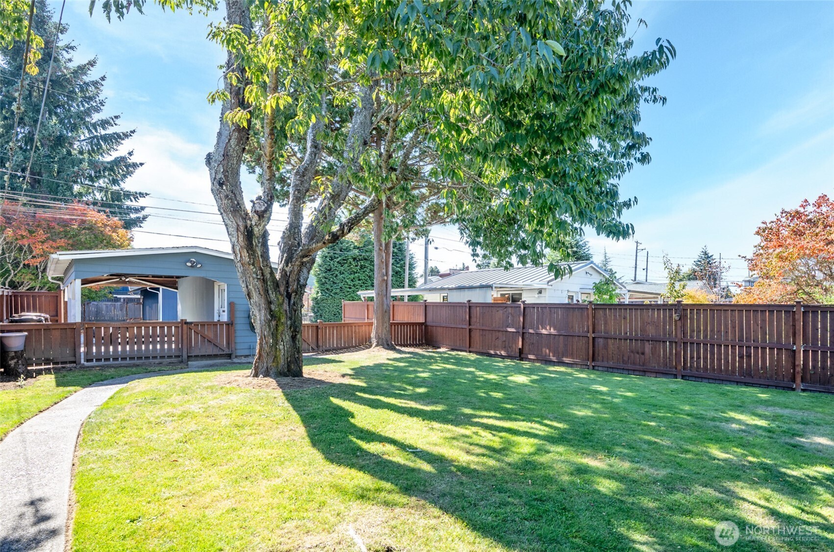 property viewer photo 20