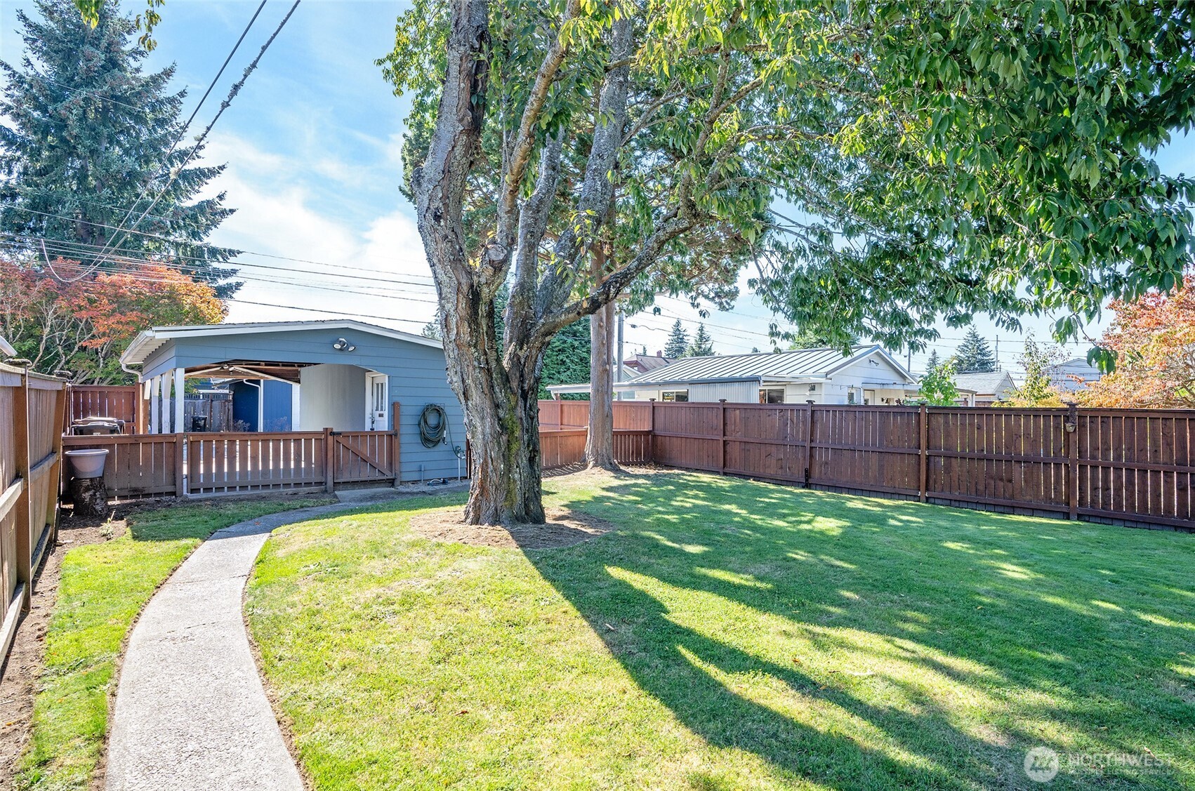 property viewer photo 21