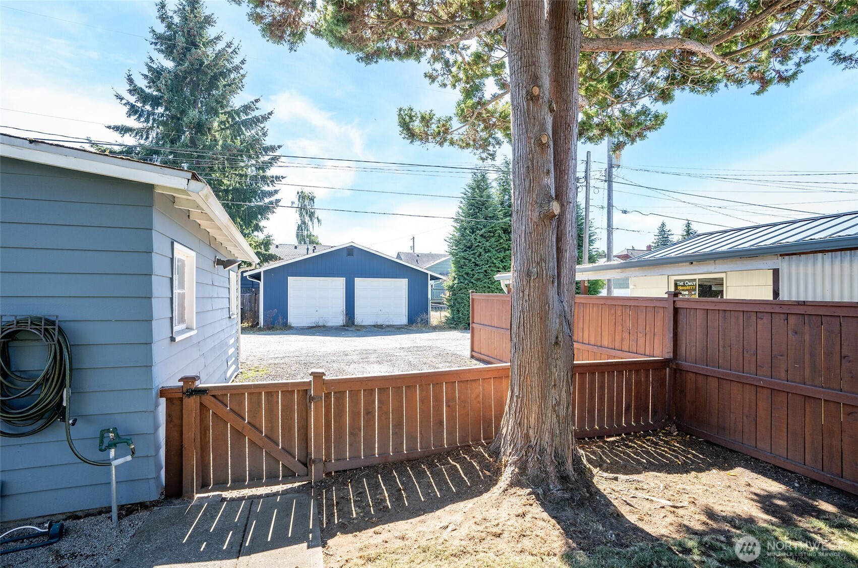 property viewer photo 22