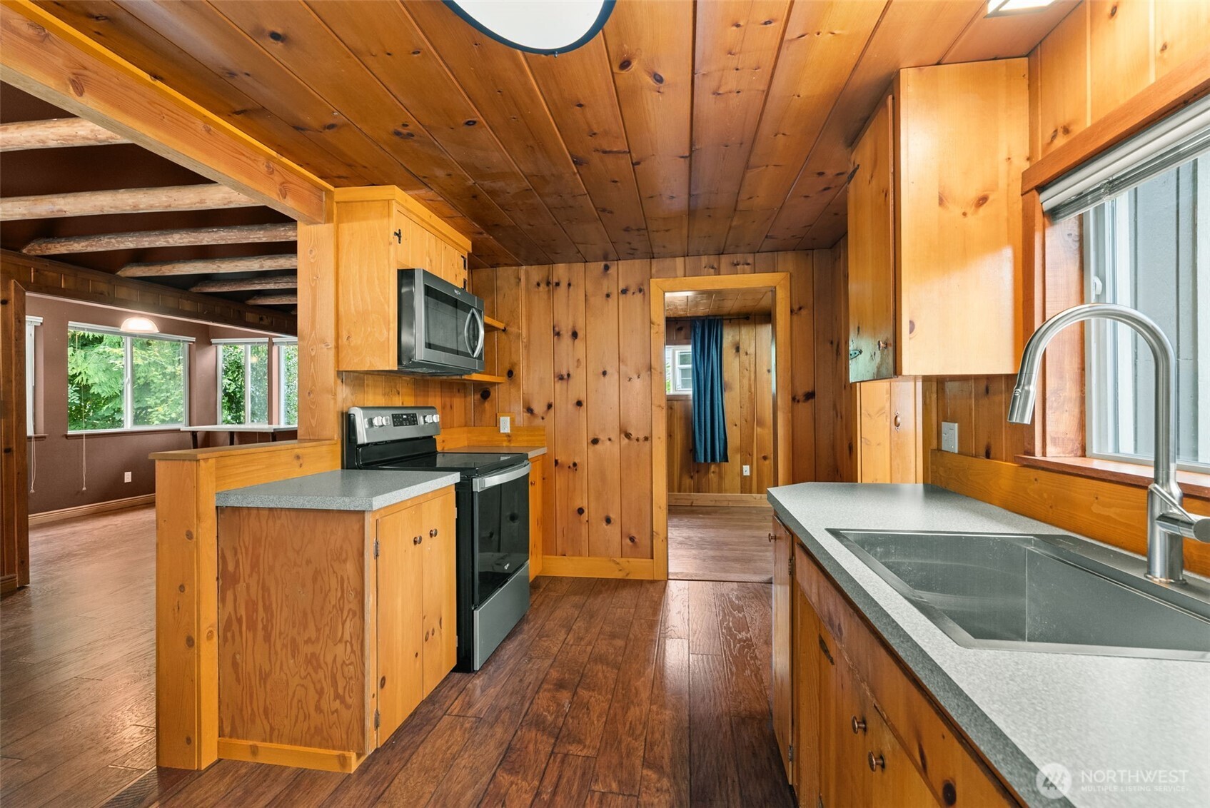 property viewer photo 11