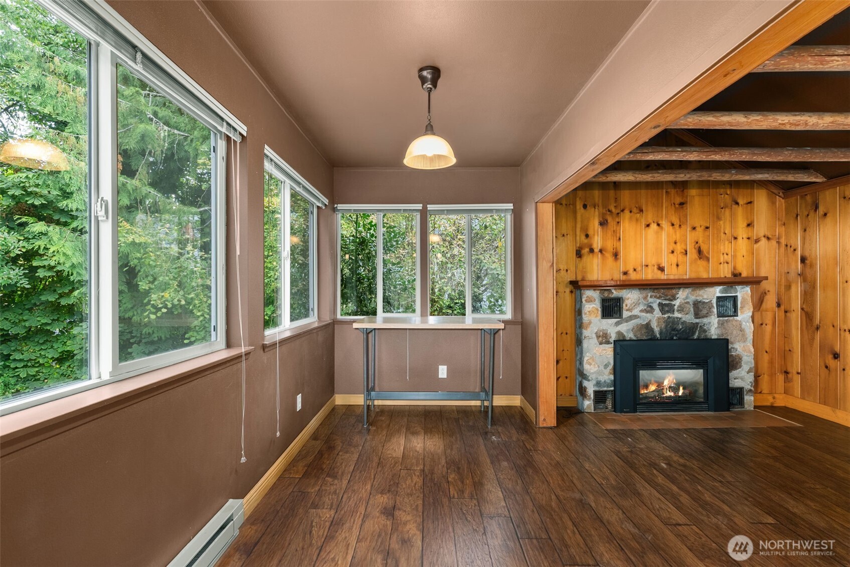 property viewer photo 12