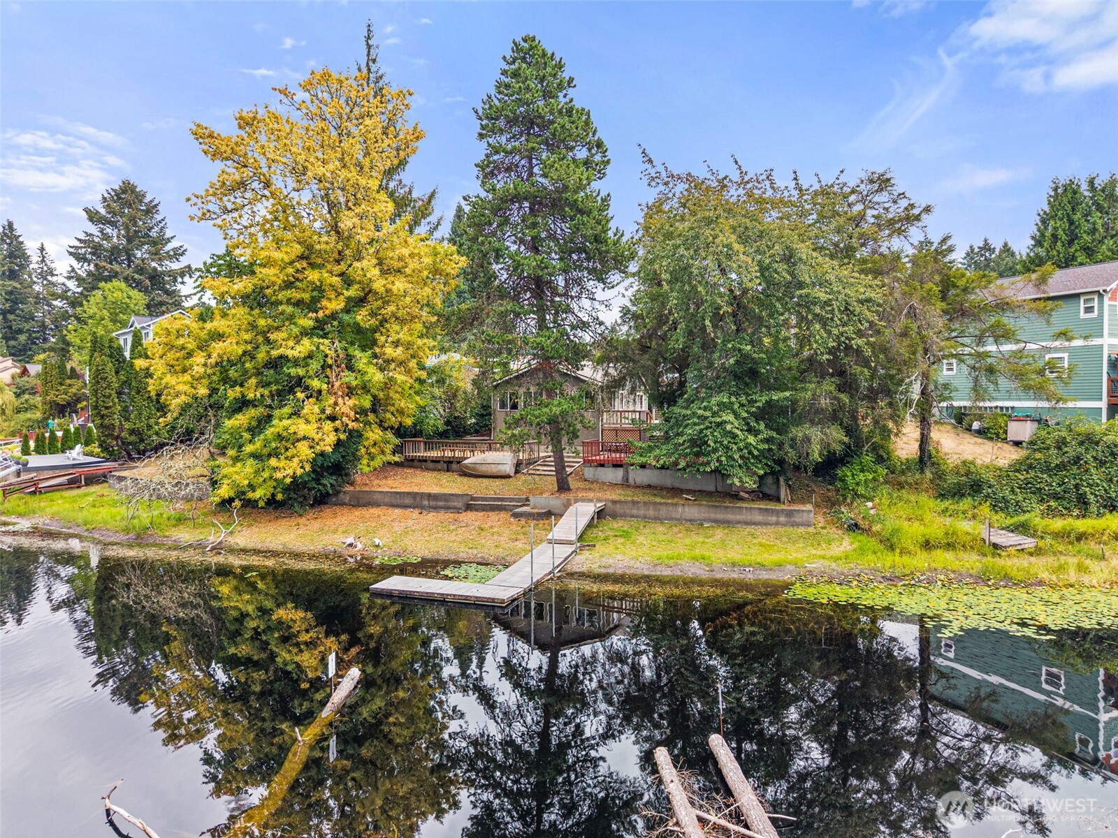 property viewer photo 2