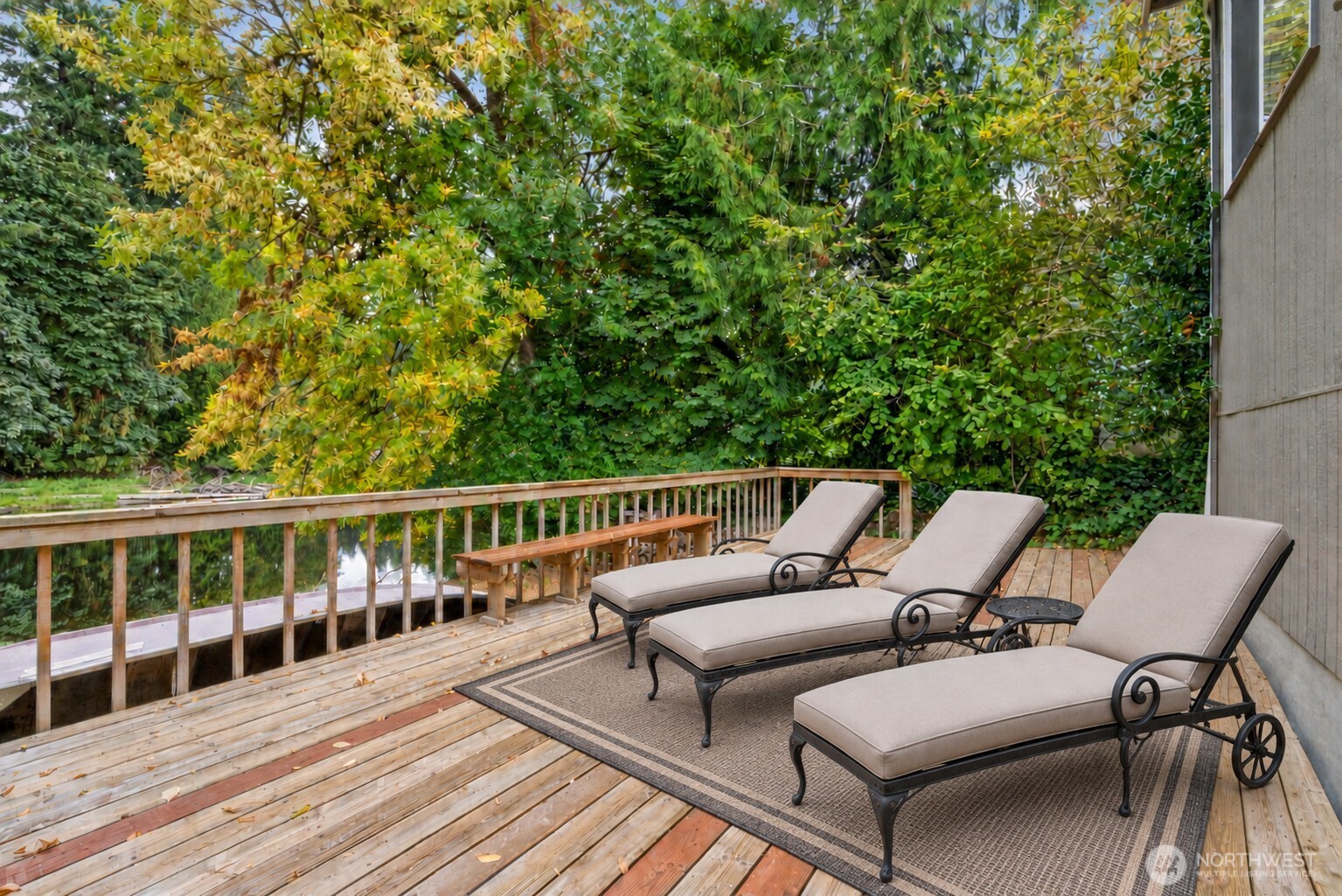 property viewer photo 25