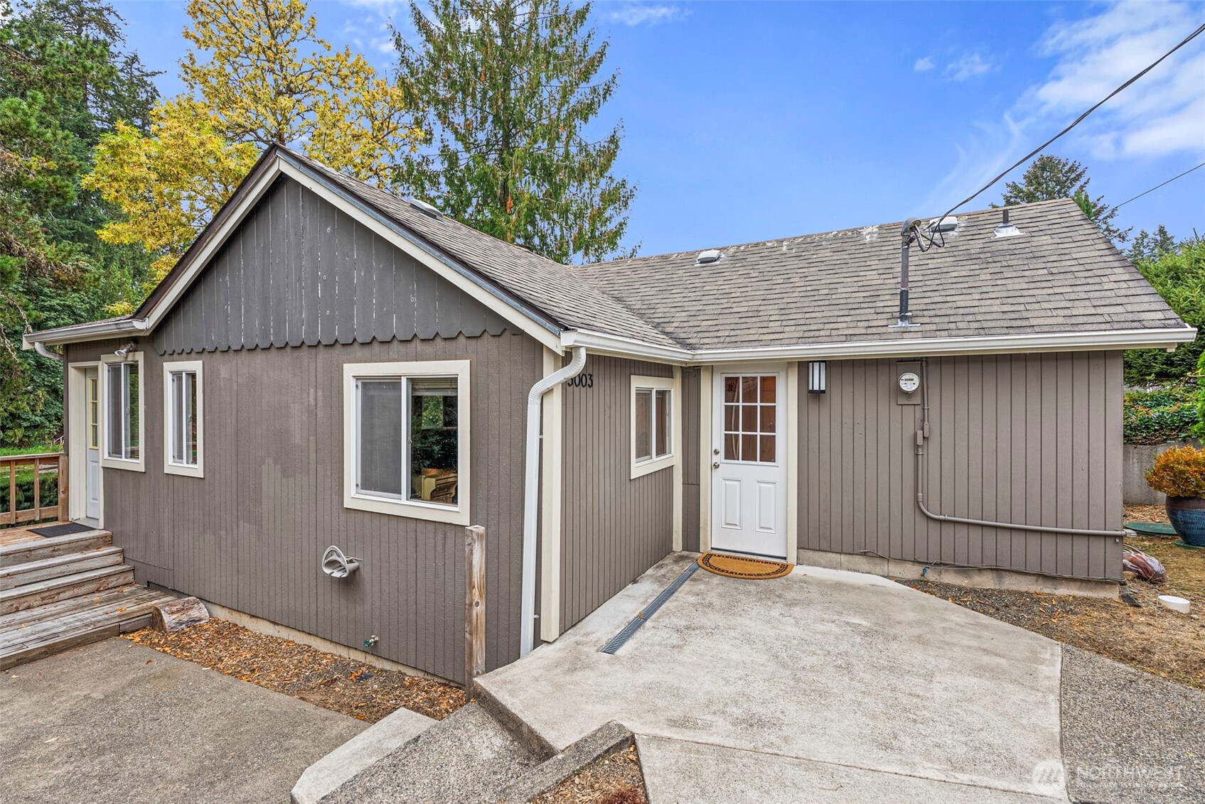 property viewer photo 6