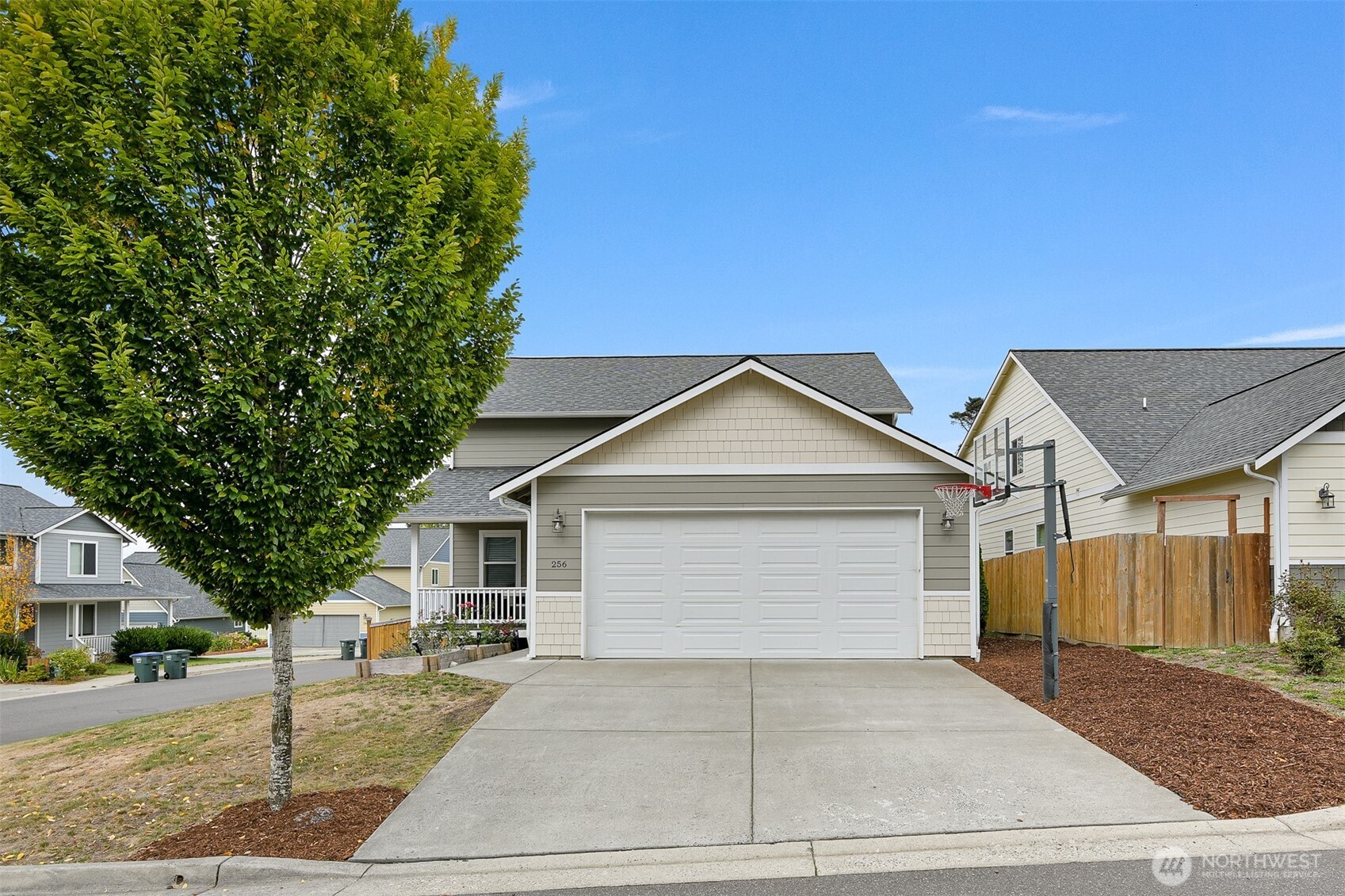 main property photo 0