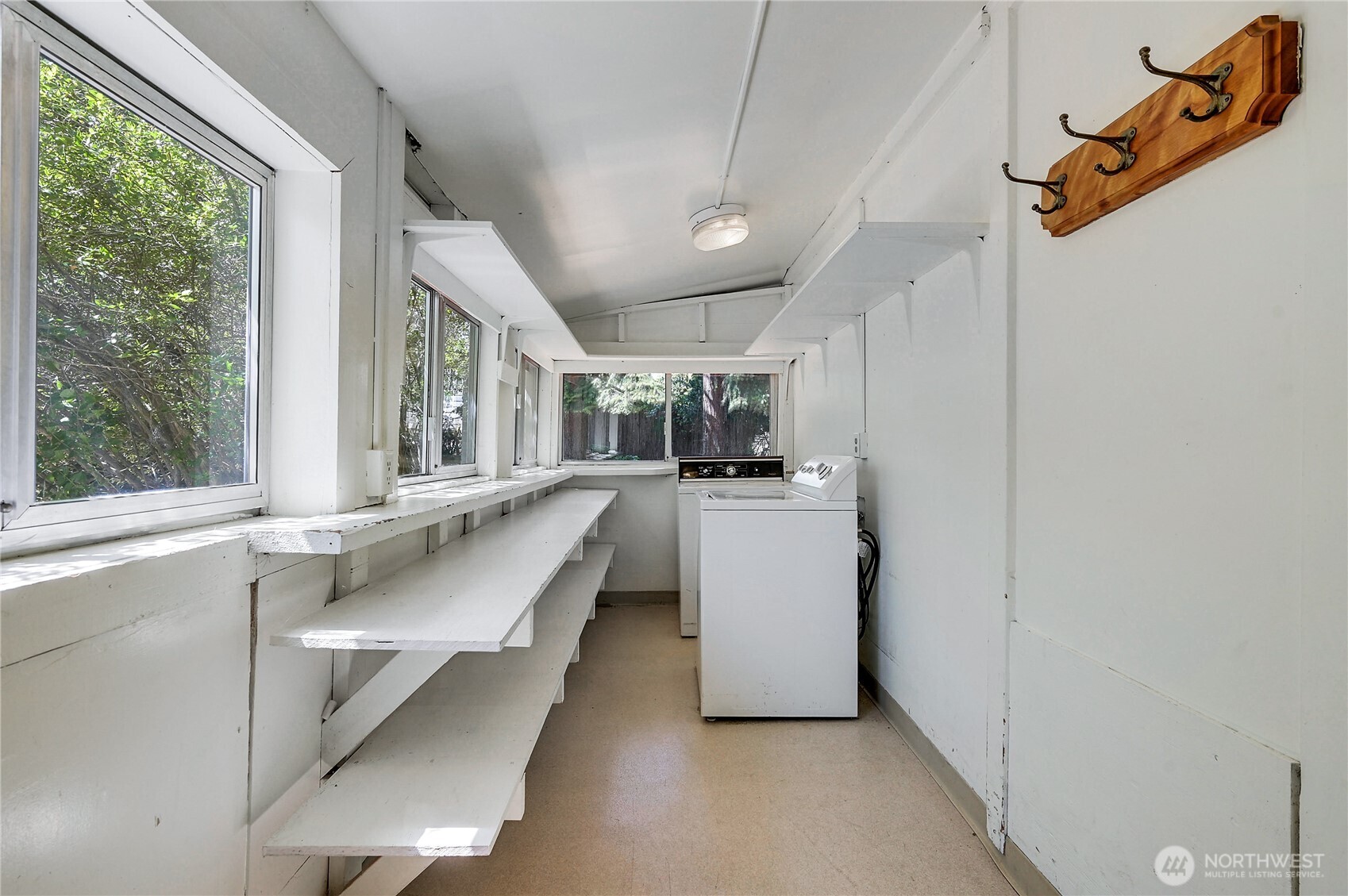 property viewer photo 23