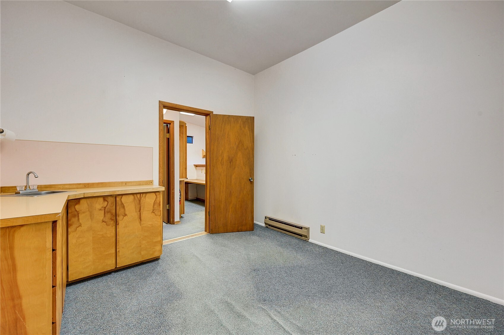 property viewer photo 25