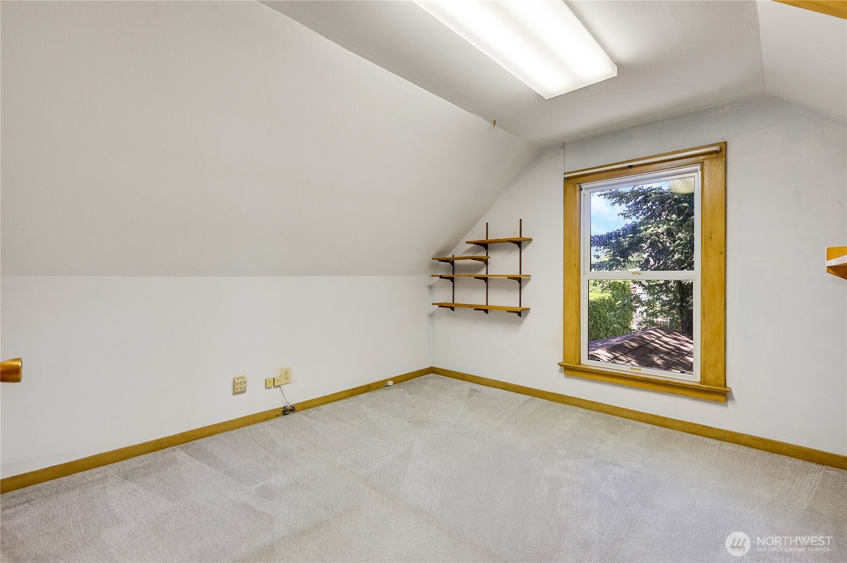property viewer photo 29