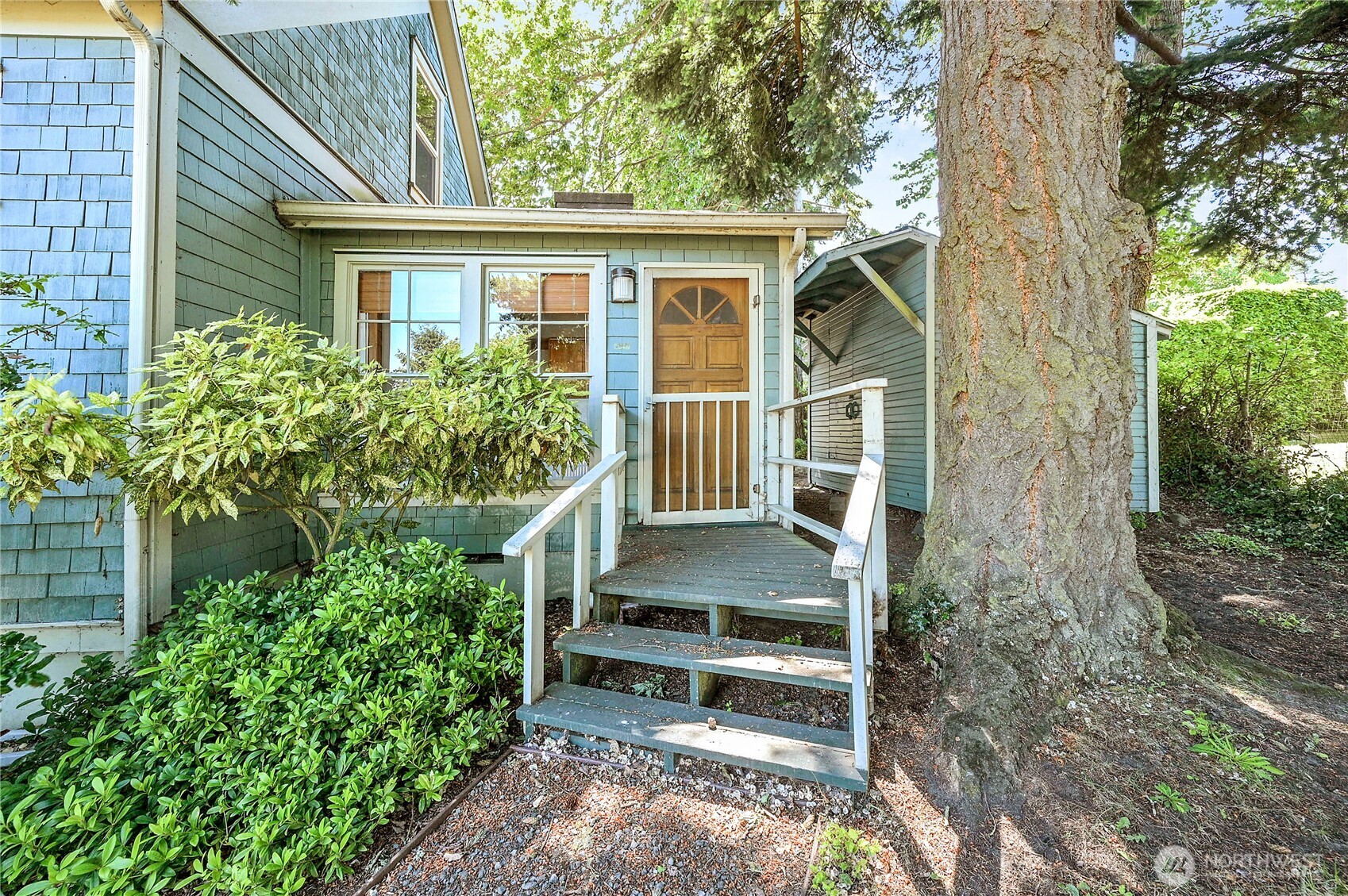property viewer photo 3