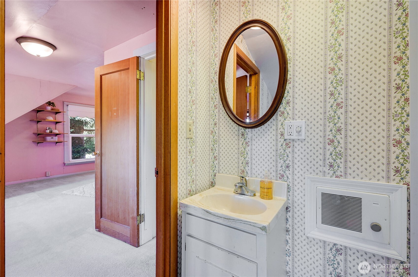 property viewer photo 32