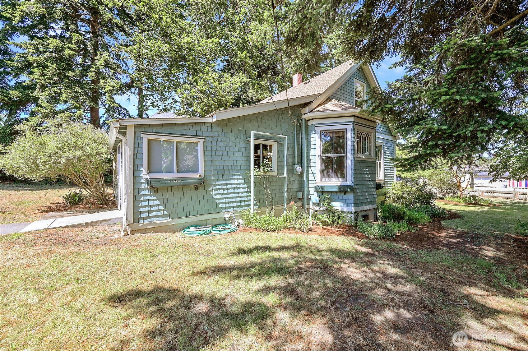 property viewer photo 5