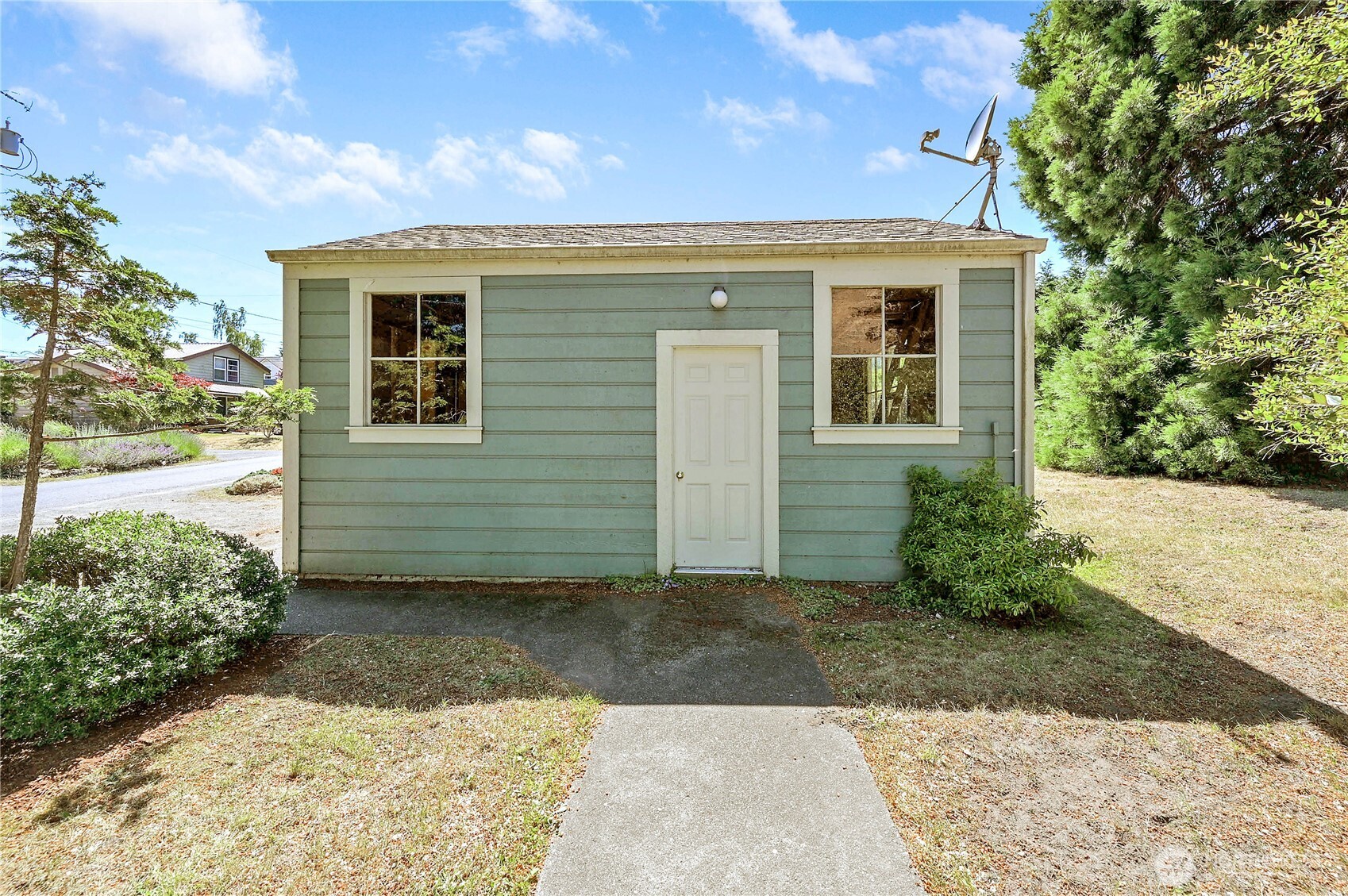 property viewer photo 7