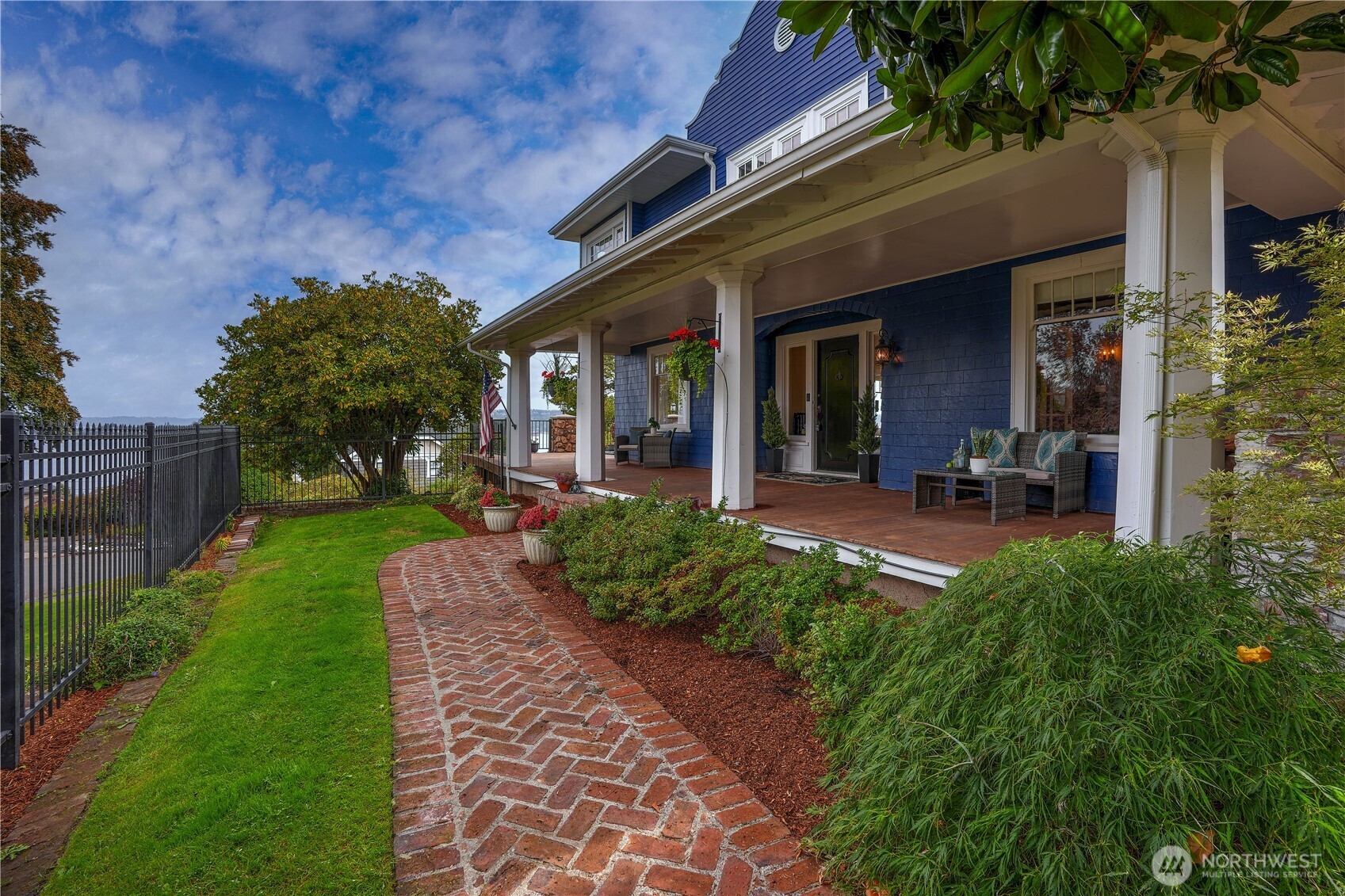 main property photo 5