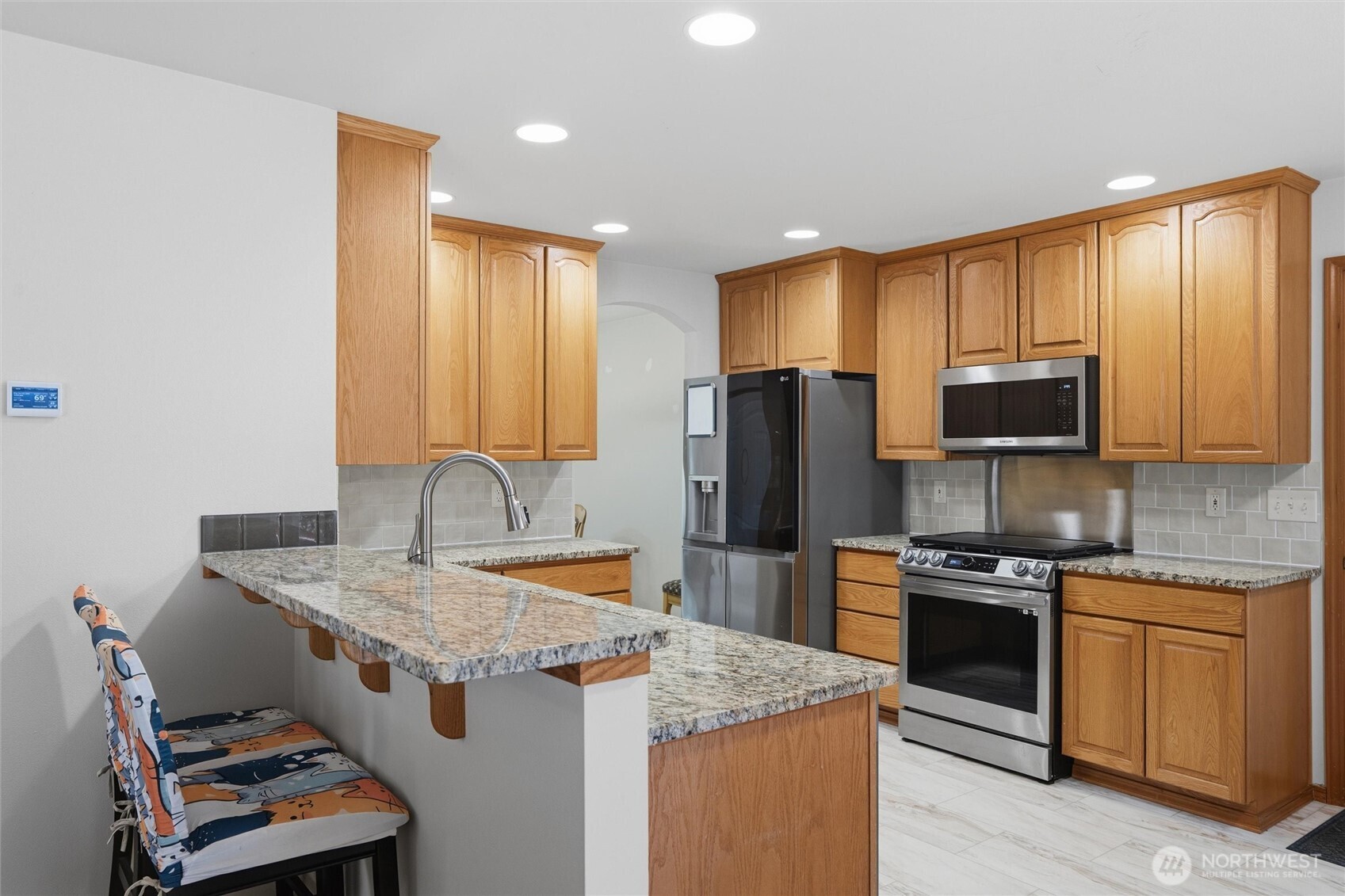 main property photo 13