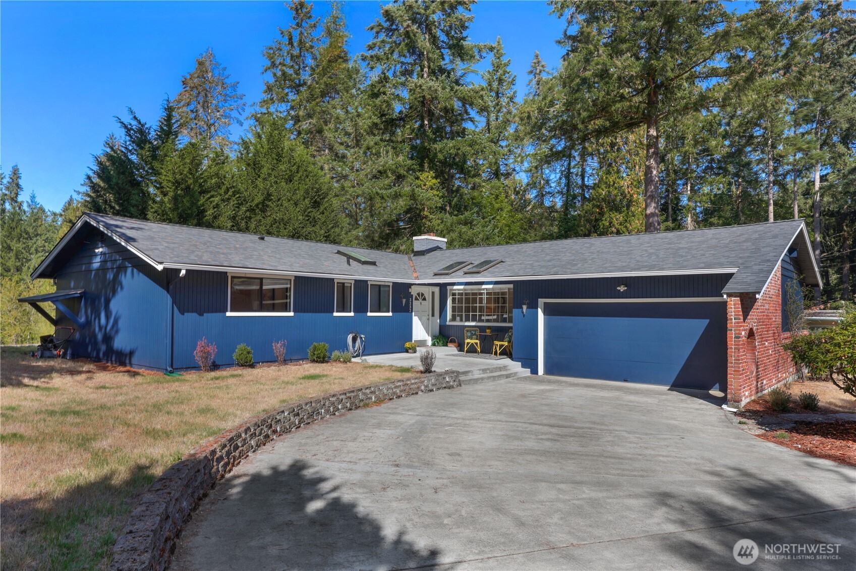 main property photo 0