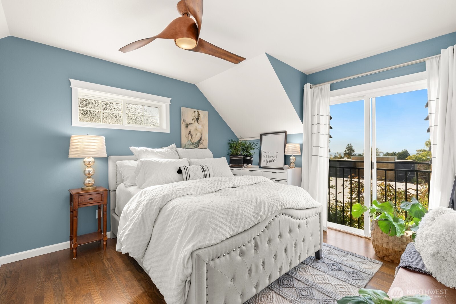 property viewer photo 10