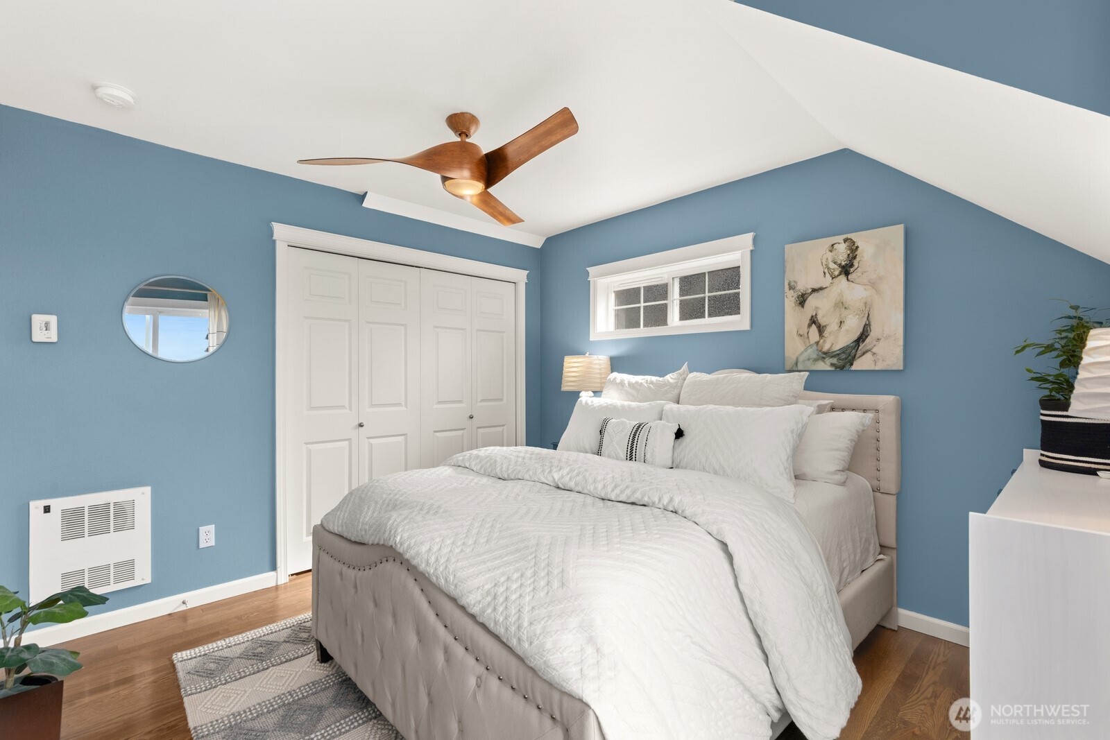 property viewer photo 13