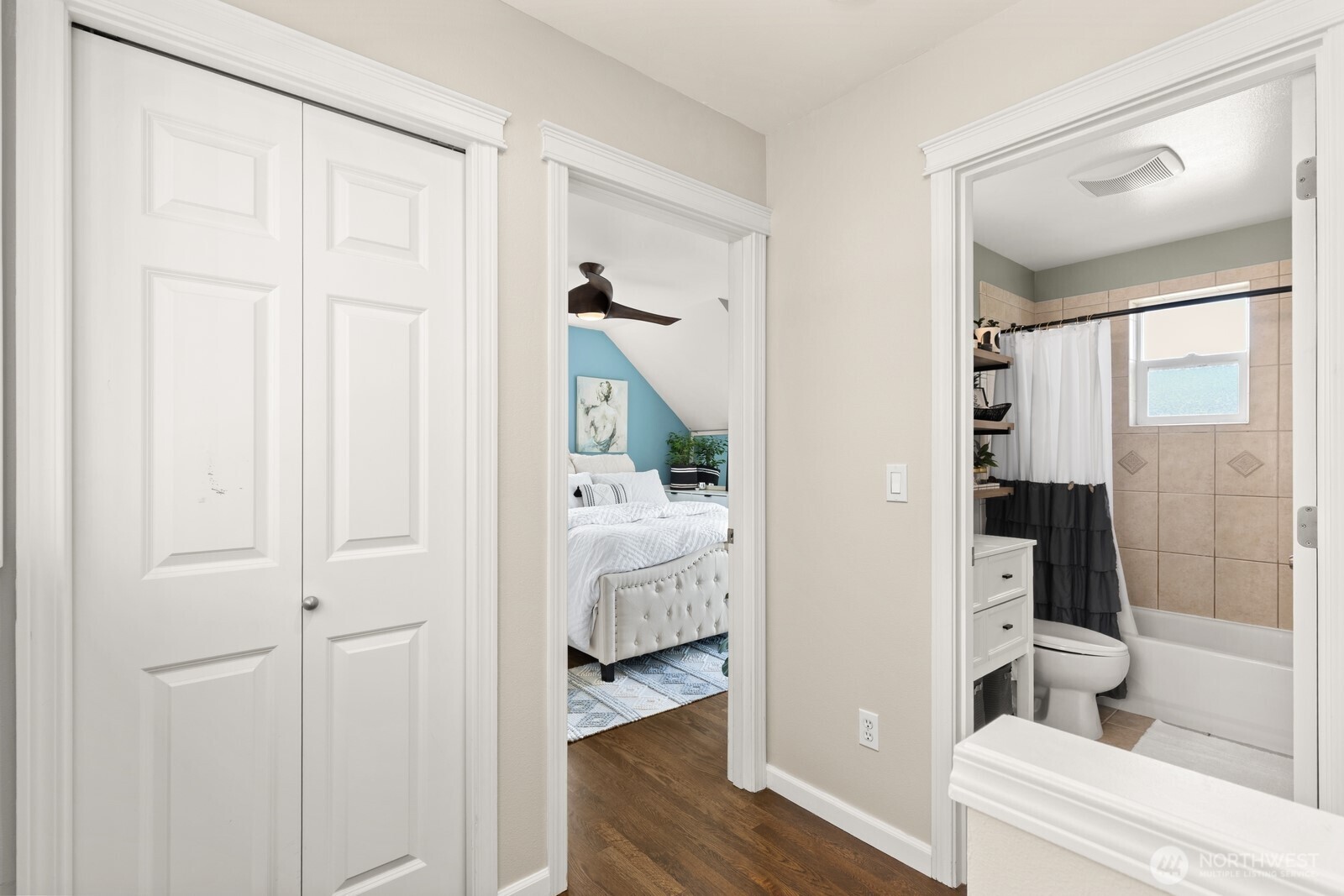 property viewer photo 14